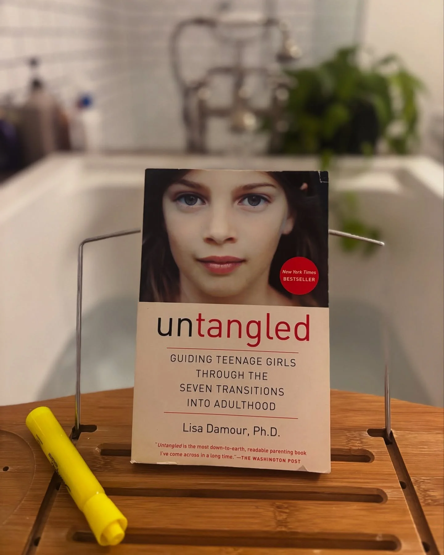 Tonight&rsquo;s #bathtubbook : 

Untangled: Guiding Teenage Girls Through the Seven Transitions into Adulthood by @lisa.damour . 

Here we go. 💪🏻🔥😳

#girlhood #lisadamour #teenagedgirls #adulthood #parenting #parenthood #selfhelp #parentingbook #