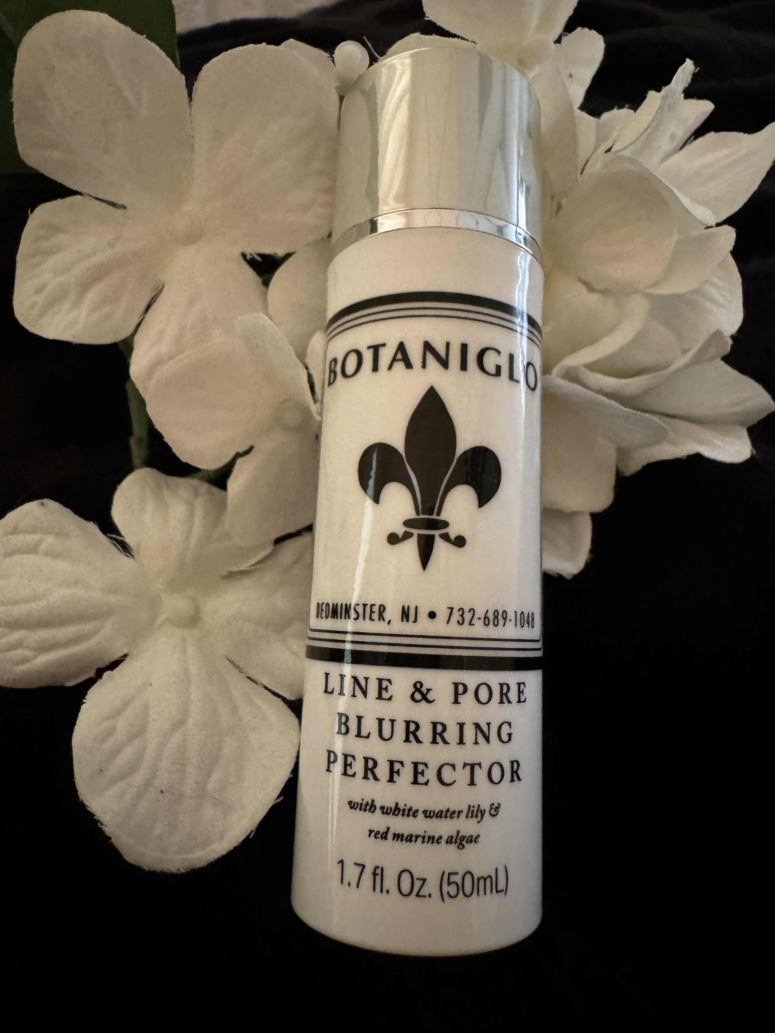Line and Pore Blurring Perfector