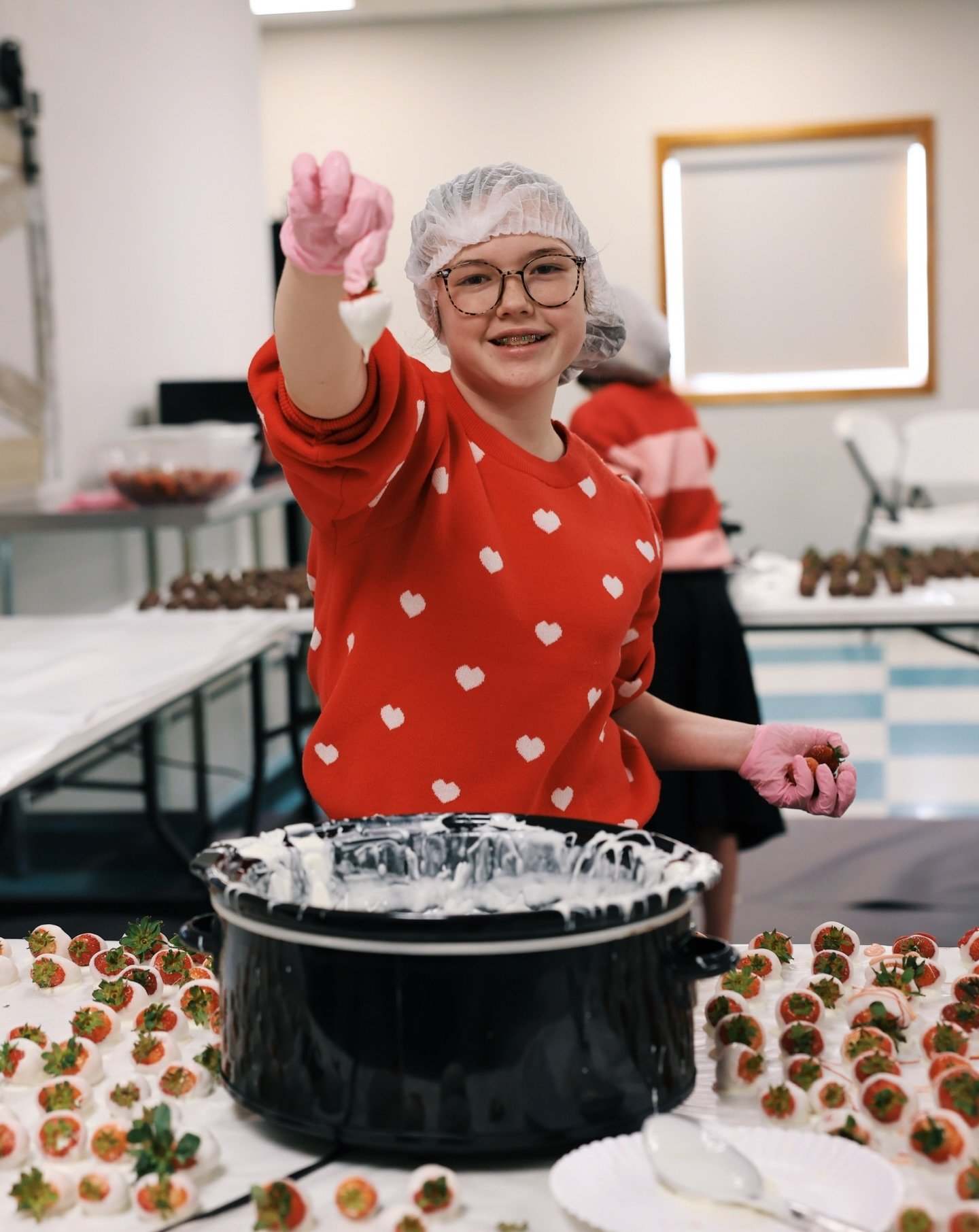 Happy Valentine's Day from PCS! ❤️🍓

Thank you to everyone who supported our annual chocolate covered strawberry fundraiser! We LOVE all of you!