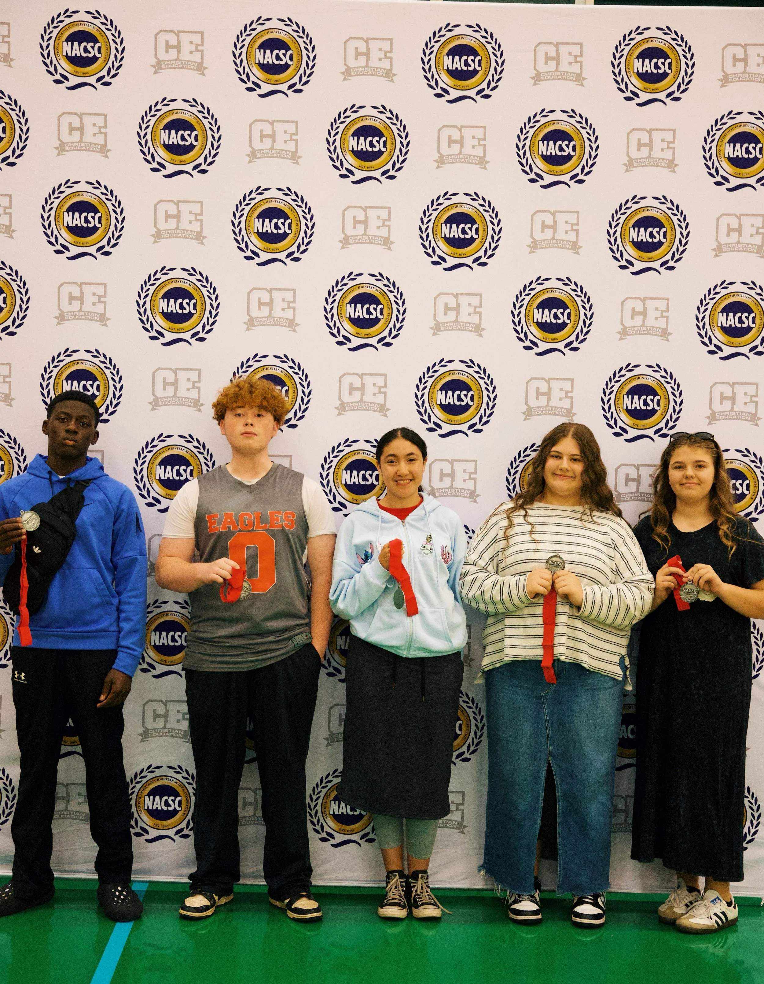 FINAL MEDALS 

🥈Yearbook Committee - SILVER
🥉 Jake Brown - BRONZE Woodworking
🥇Kobee Reedy - GOLD Softball Throw
🥉 Julius Miller - BRONZE High Jump 

19 medals for the week &mdash; 9 of them gold! 
We also earned 2nd place overall school in our d
