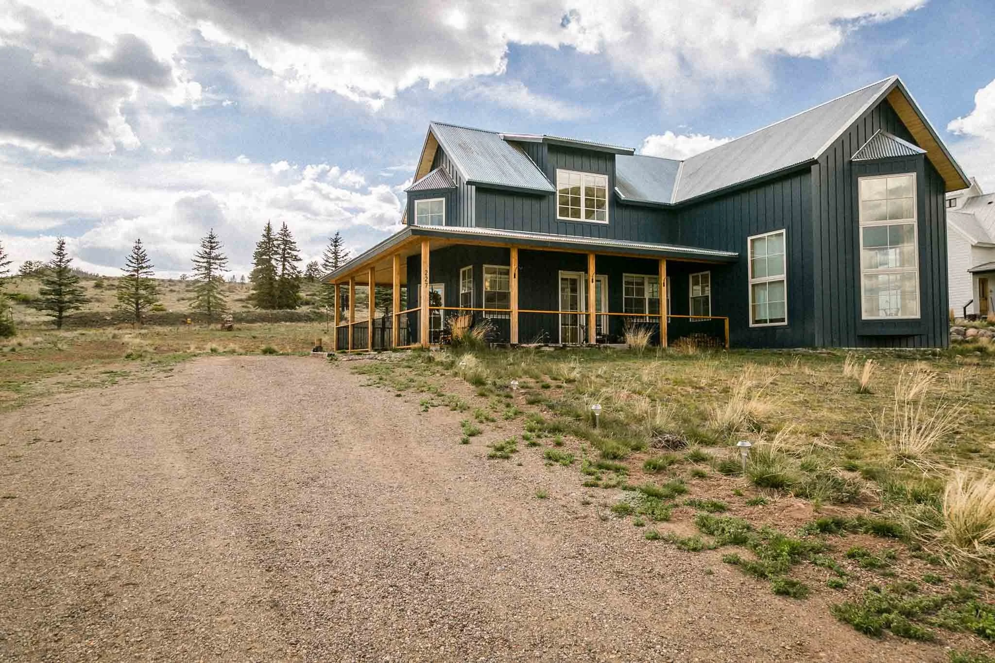 227 Bee McClure Creede America - Ashography-7519.jpg