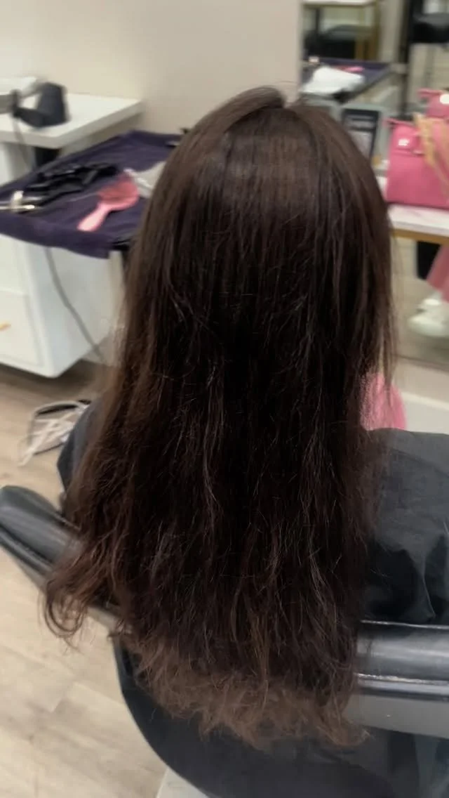This shade deserves its own fan club 💖👑
color & style done by @coloredprettybysierra
📍Darien, CT
• click link in BIO to book your appointment today!
• call 203-202-7266 to book!
• new clients receive 20% off their service of
