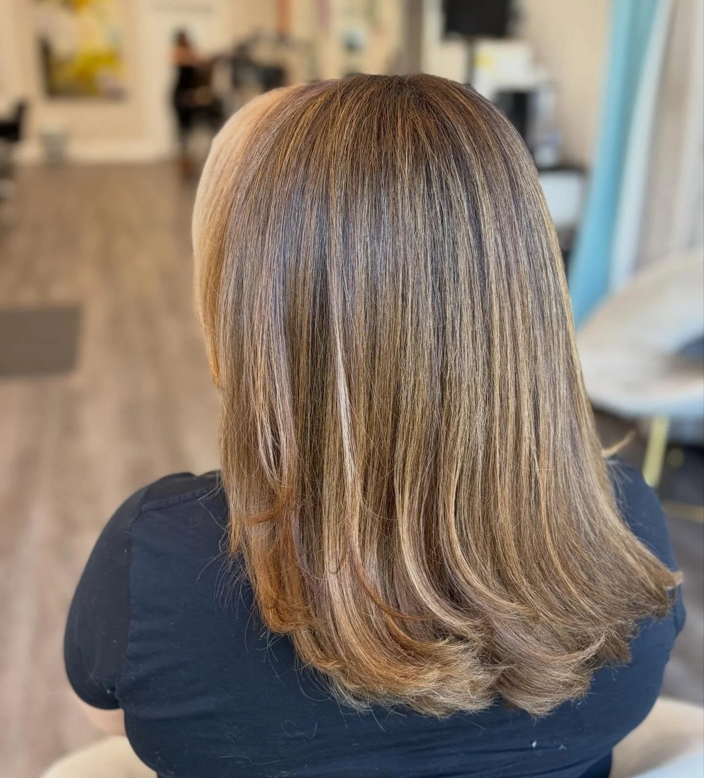 First visit magic ✨ Customized partial balayage for effortless dimension. 
color done by @angiestechniques 
&bull; Call 203-202-7266 to book your appointment today! 
&bull;
&bull;
#balayagedandpainted #balayageombr&eacute; #balayage #hairinspo #hairg