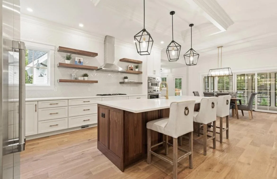 Kitchen by Granite Girls USA Inc.