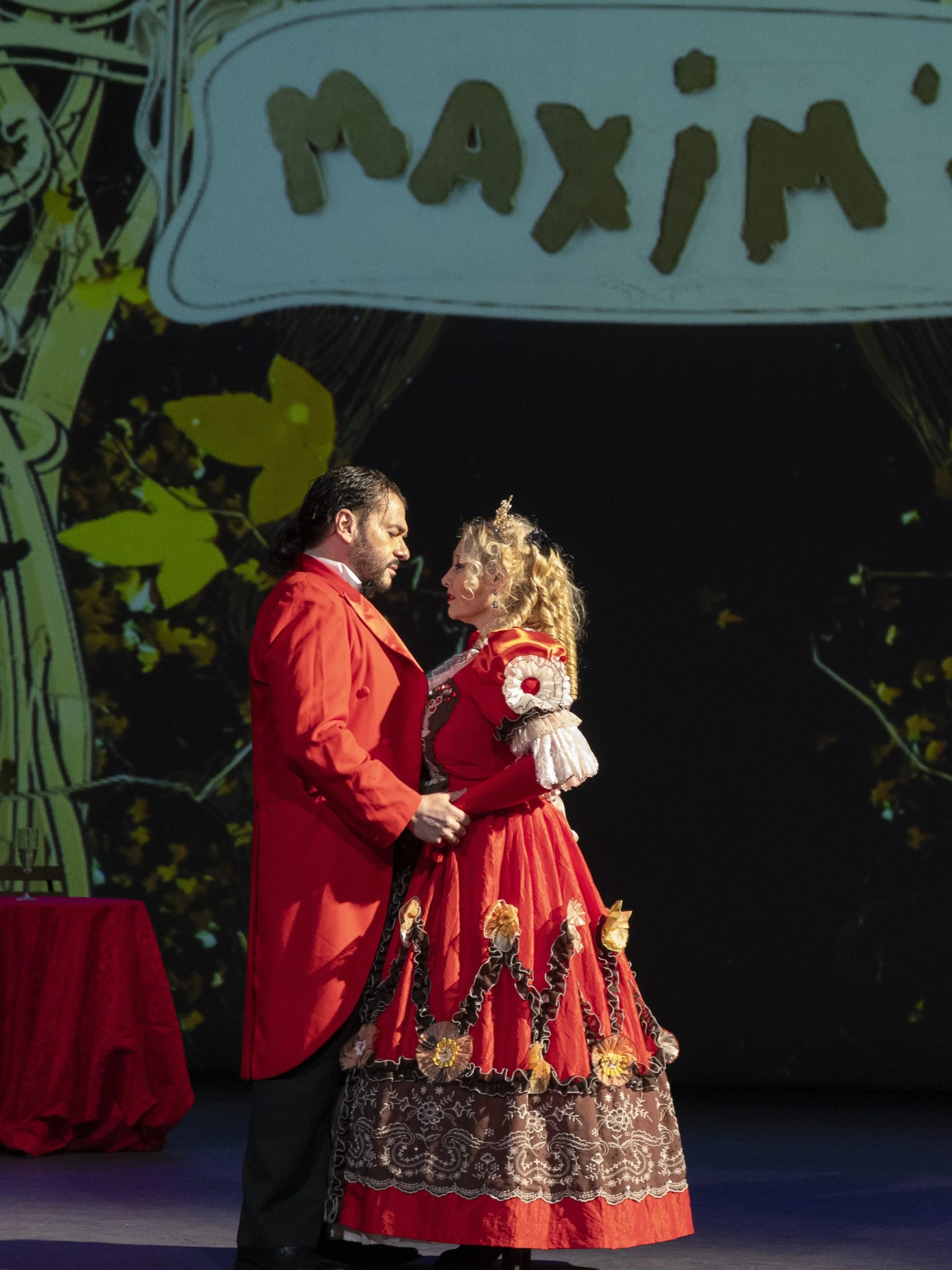 La Viuda Alegre, por la Compañía Lírica Amadeo Vives