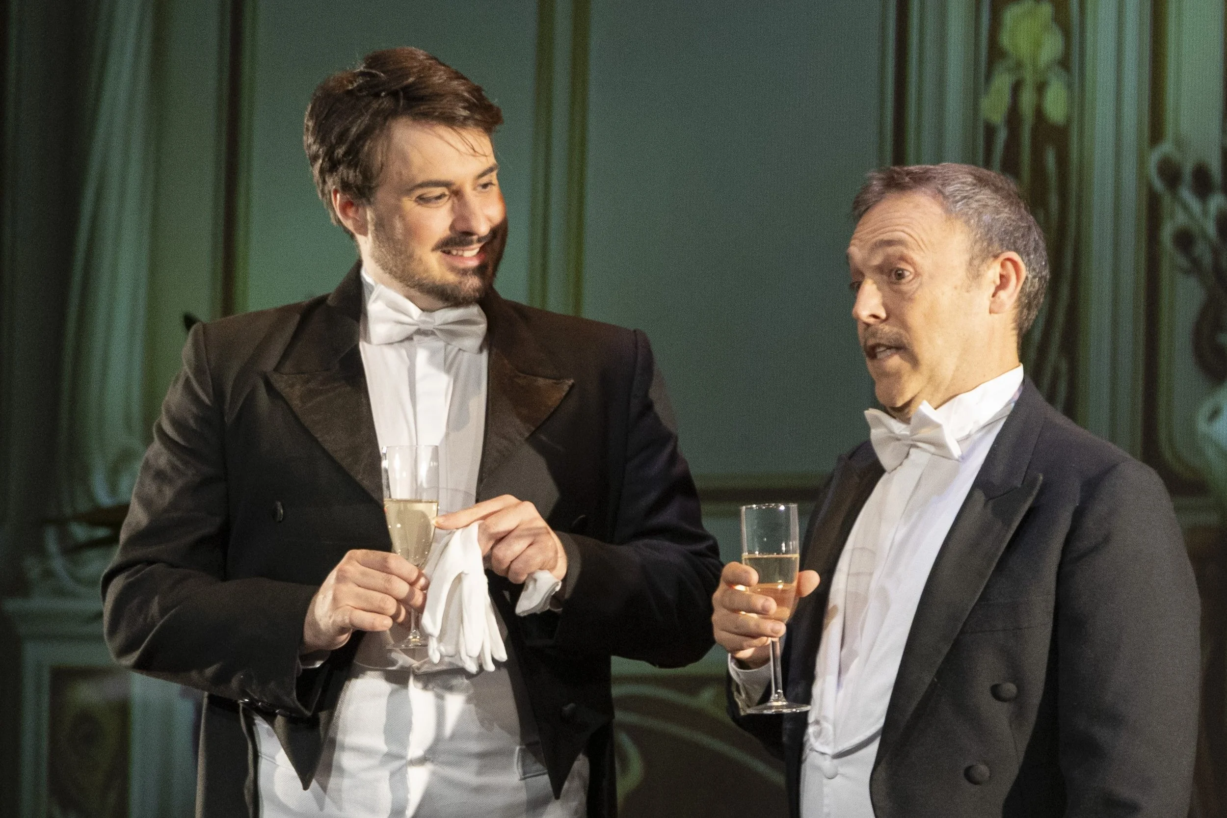 La Viuda Alegre, Compañía Lírica Amadeo Vives