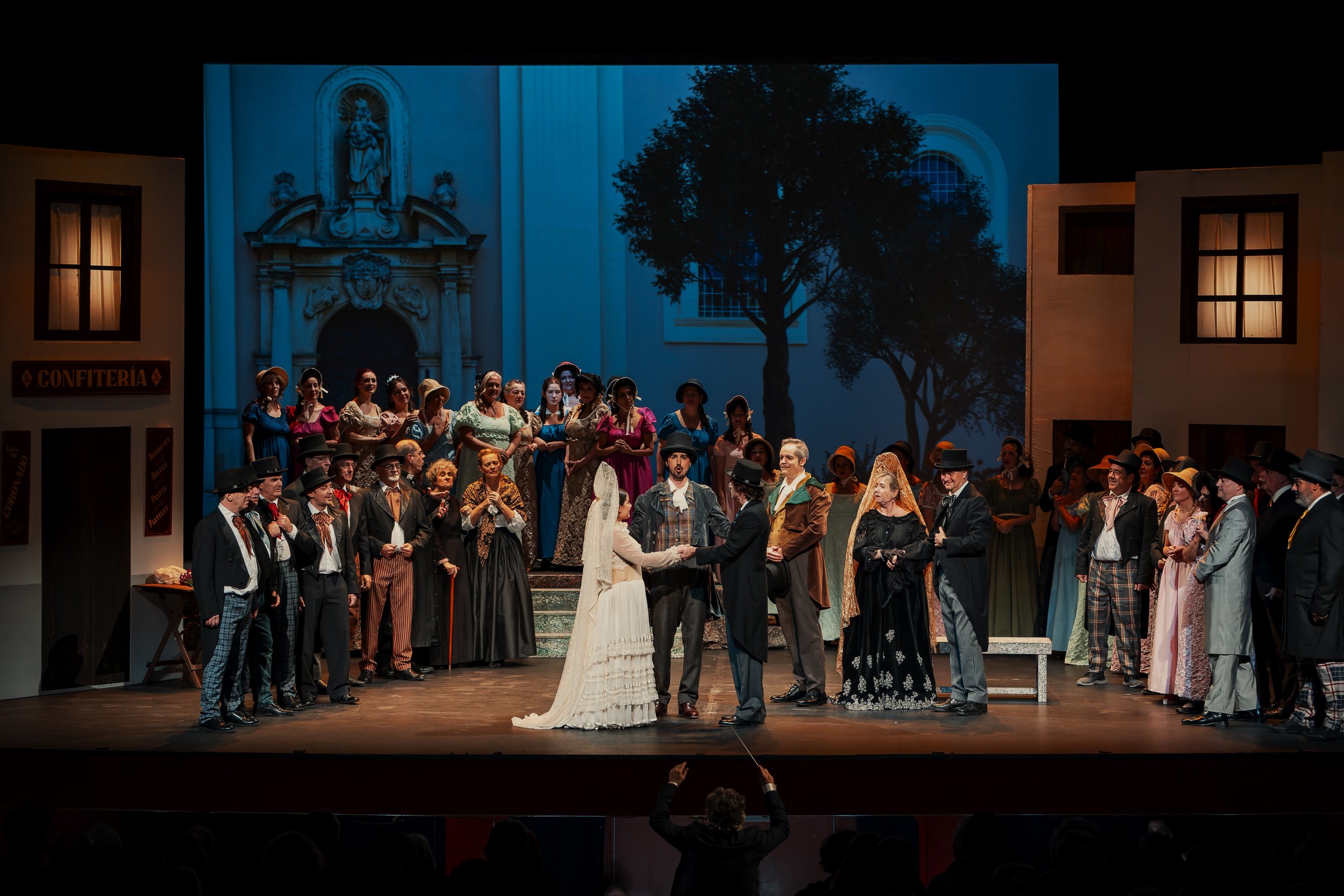 Doña Francisquita, una zarzuela de la Compañía Lírica Amadeo Vives. Foto: Mikel Legaristi