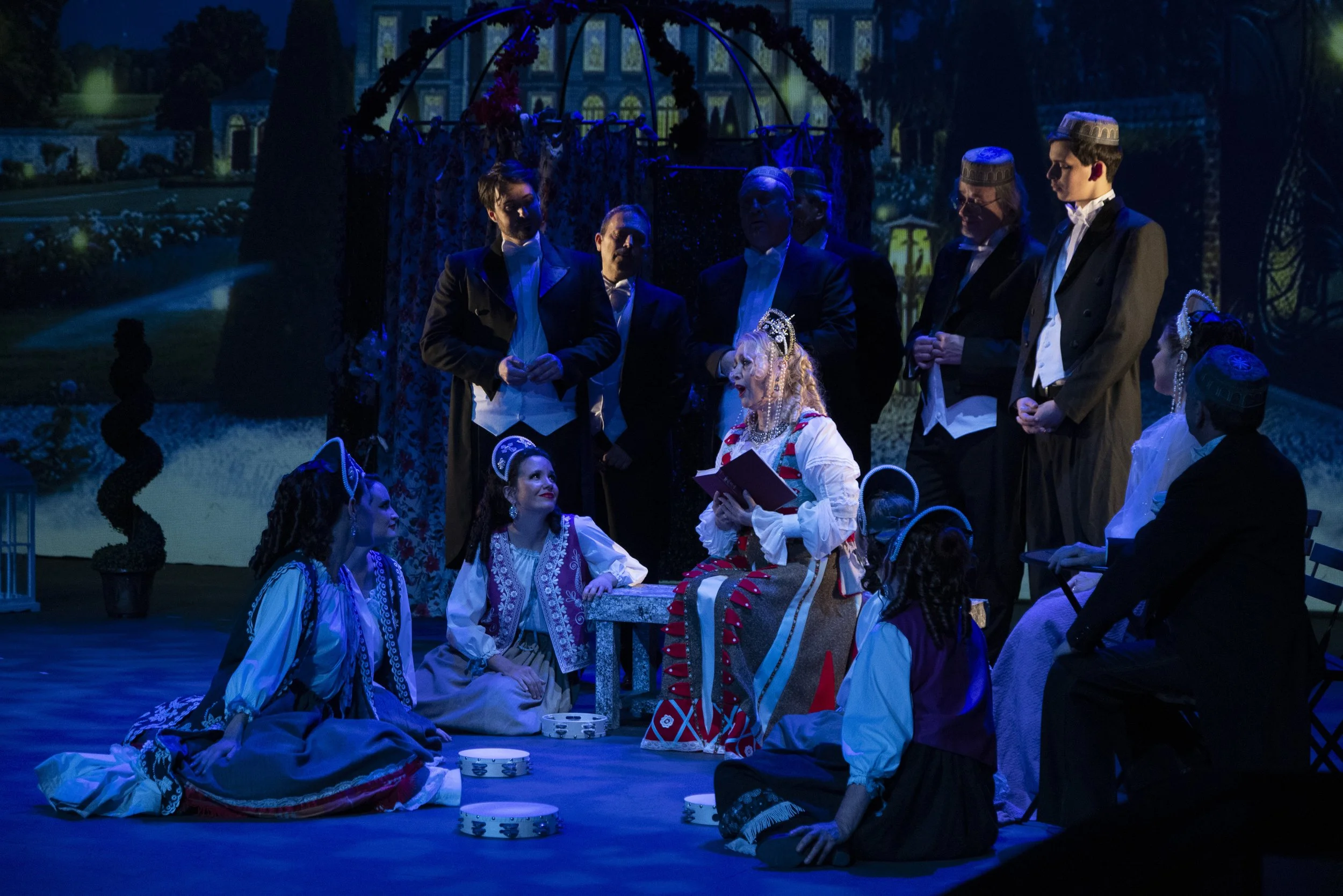 La Viuda Alegre, Compañía Lírica Amadeo Vives