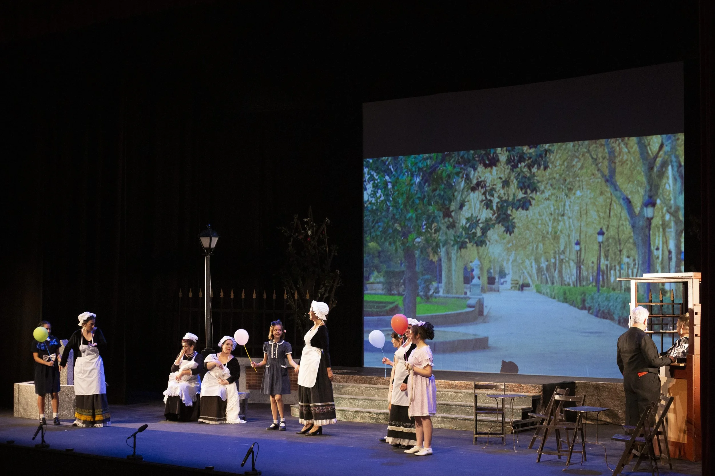 Agua, azucarillos y aguardiente, zarzuela de Federico Chueca, por la Compañía Lírica Amadeo Vives. (c) Foto Miguel Paubel