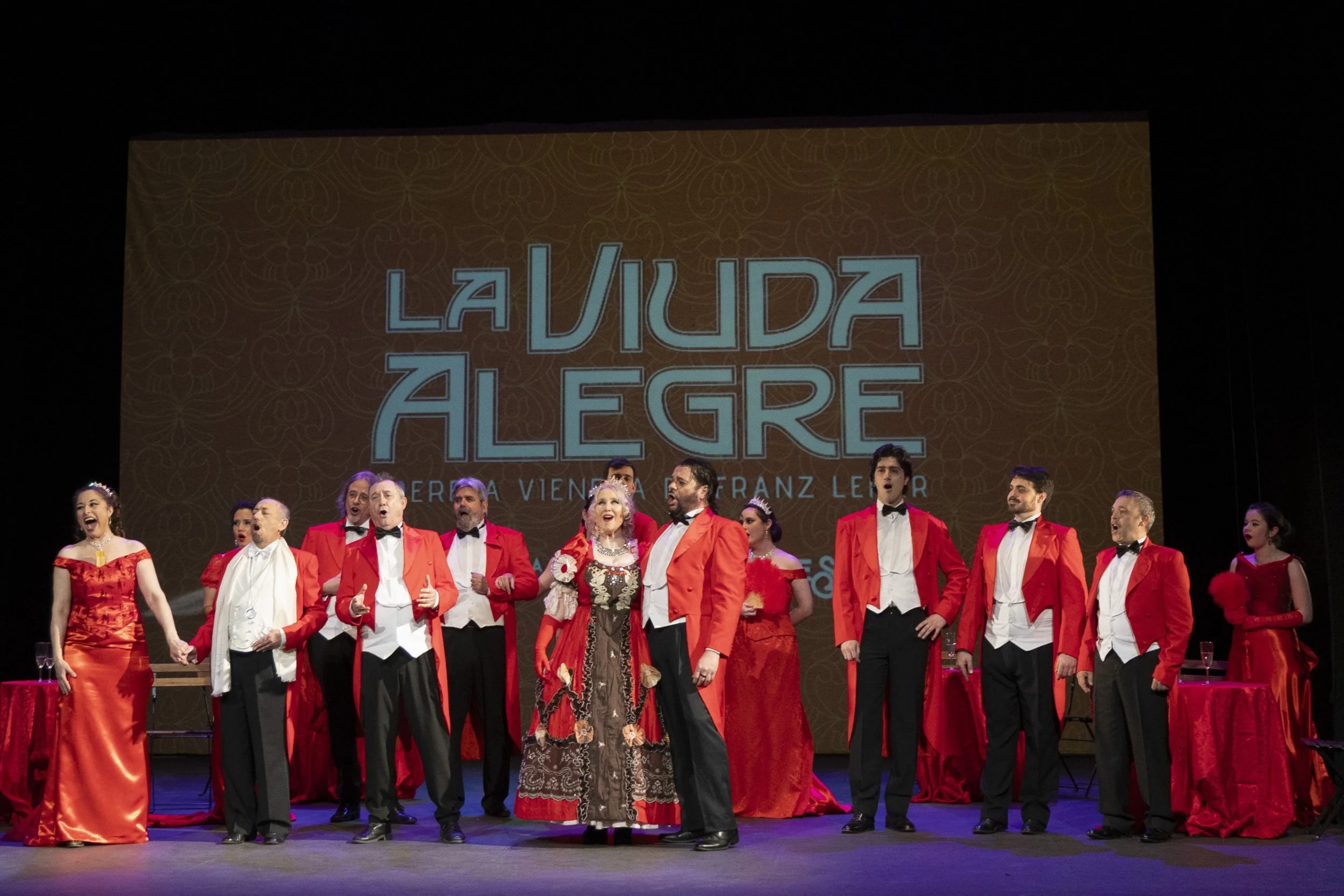 La Viuda Alegre, Compañía Lírica Amadeo Vives