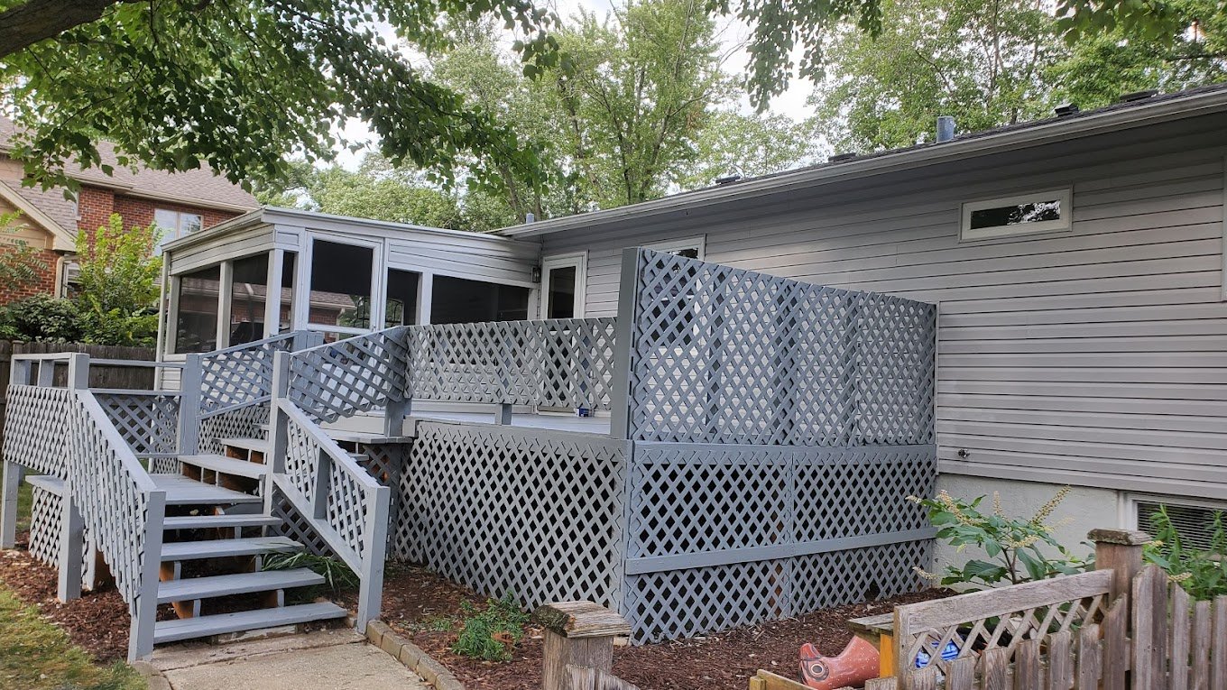deck stainer