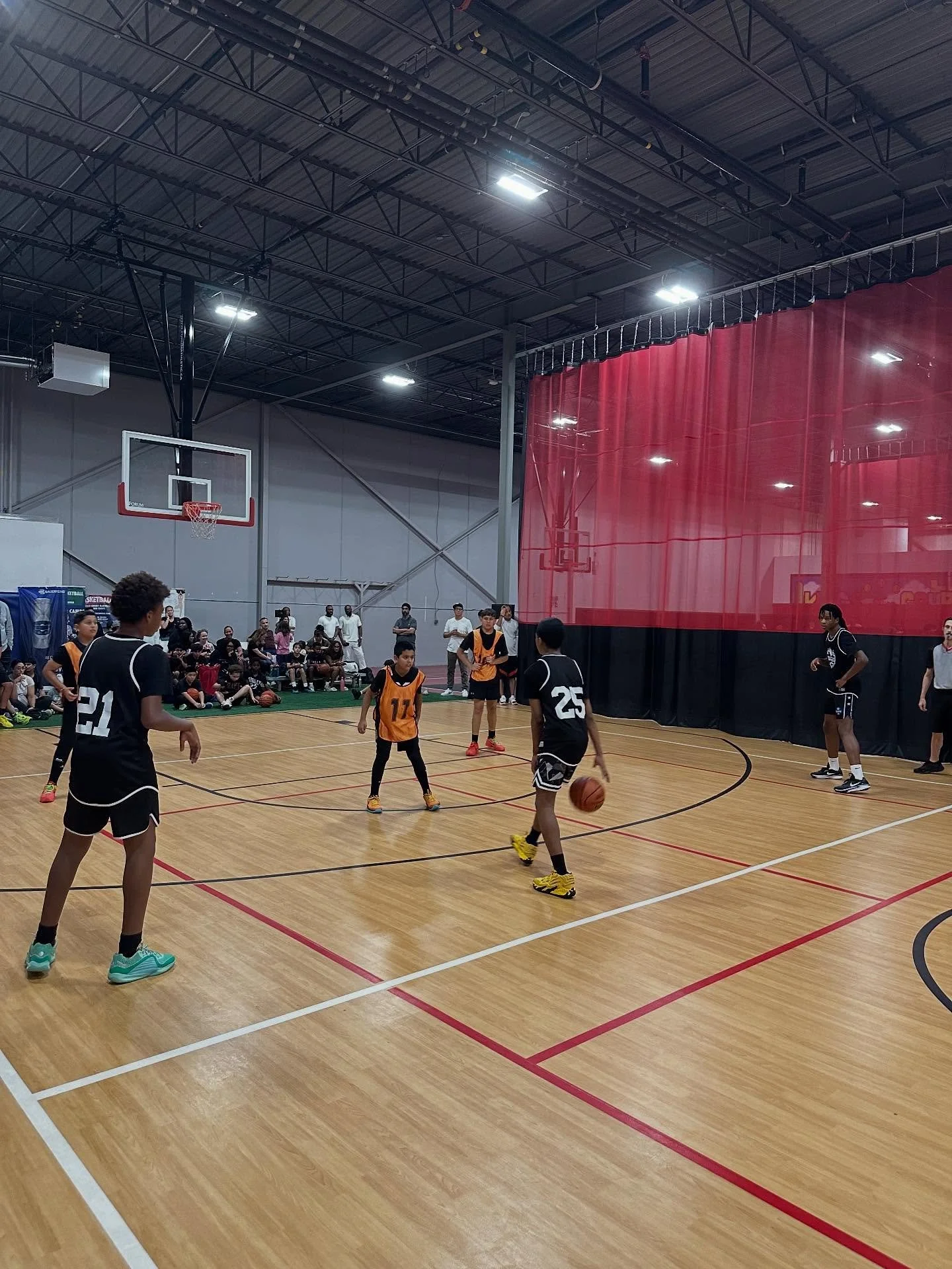 Last year, the energy on the court was unreal ⚡️🏀 The hustle, and the hype. We&rsquo;re looking for that&rsquo;s same energy this December, are you ready to bring it.