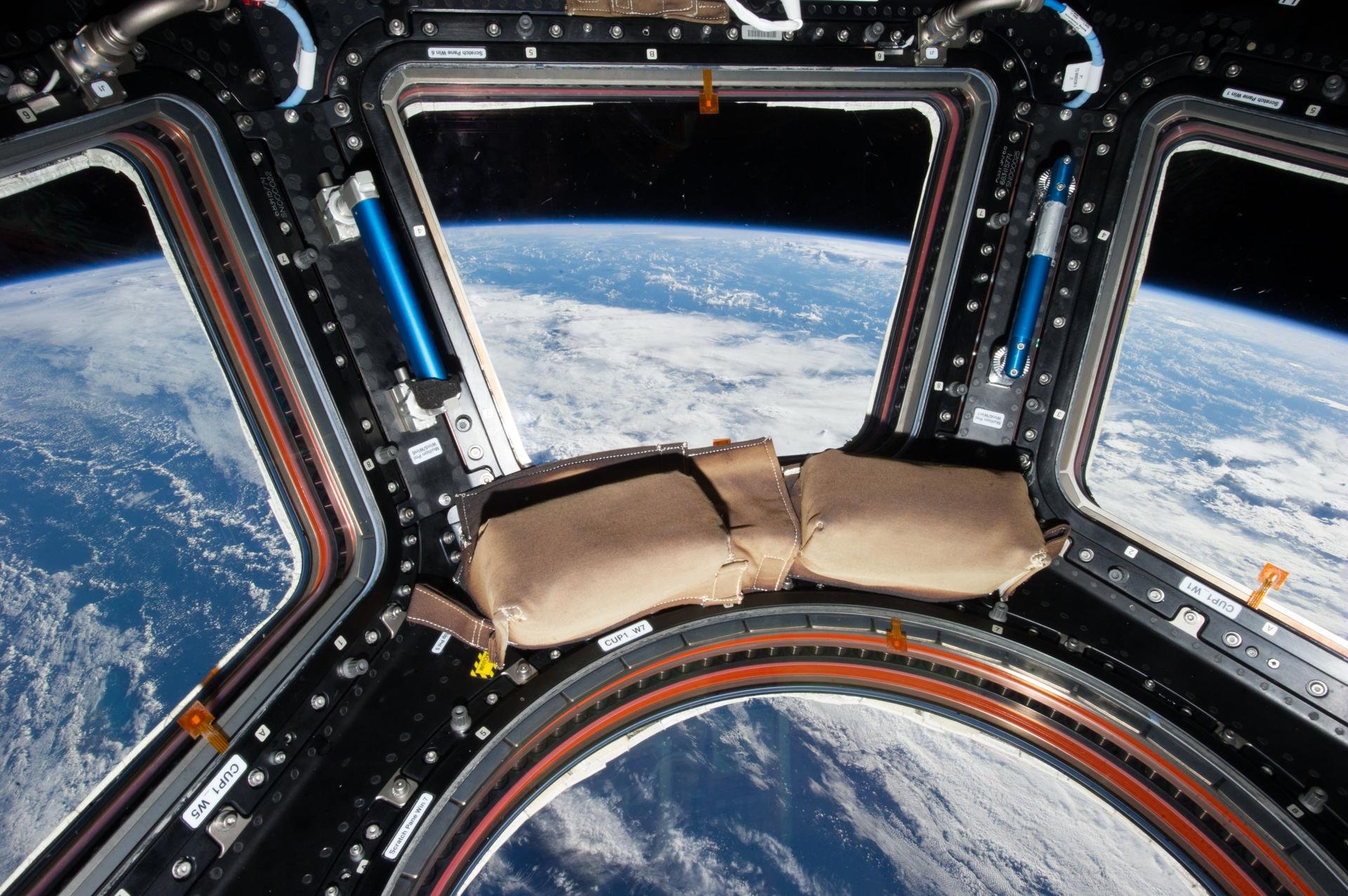 Cupola images iss036e005944~large.jpg