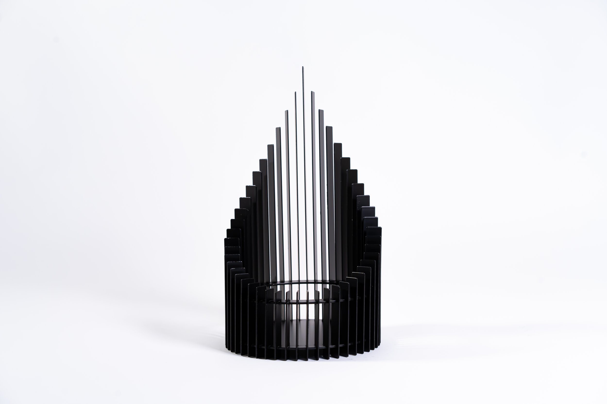 Throne - Black