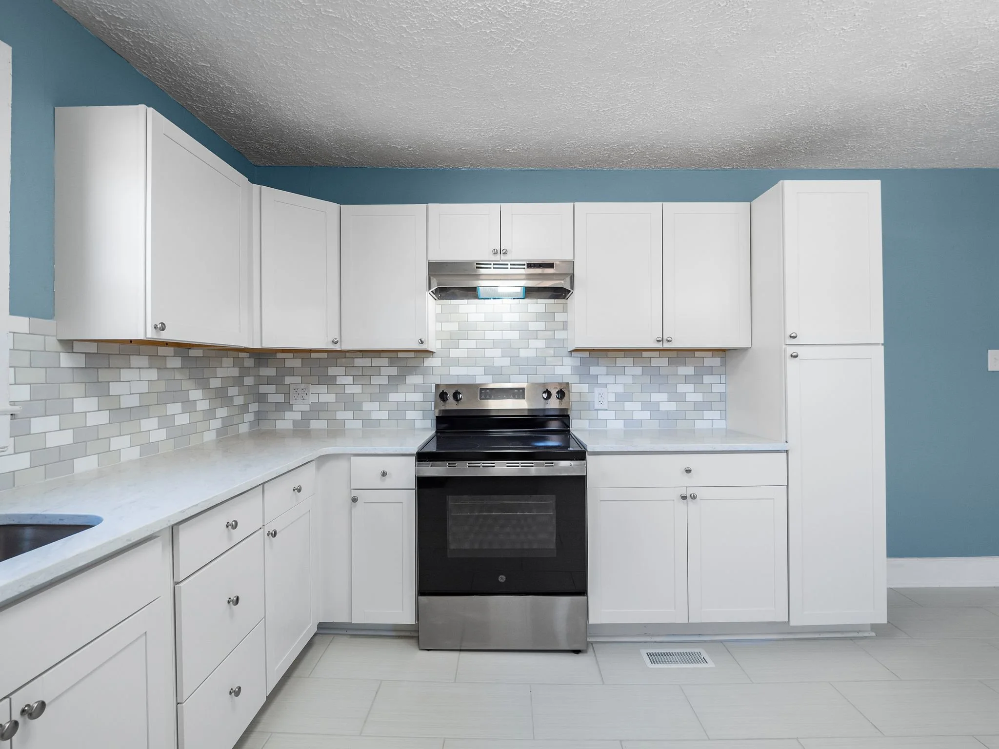 13-218 E John Redd Blvd-MFW Media.jpg