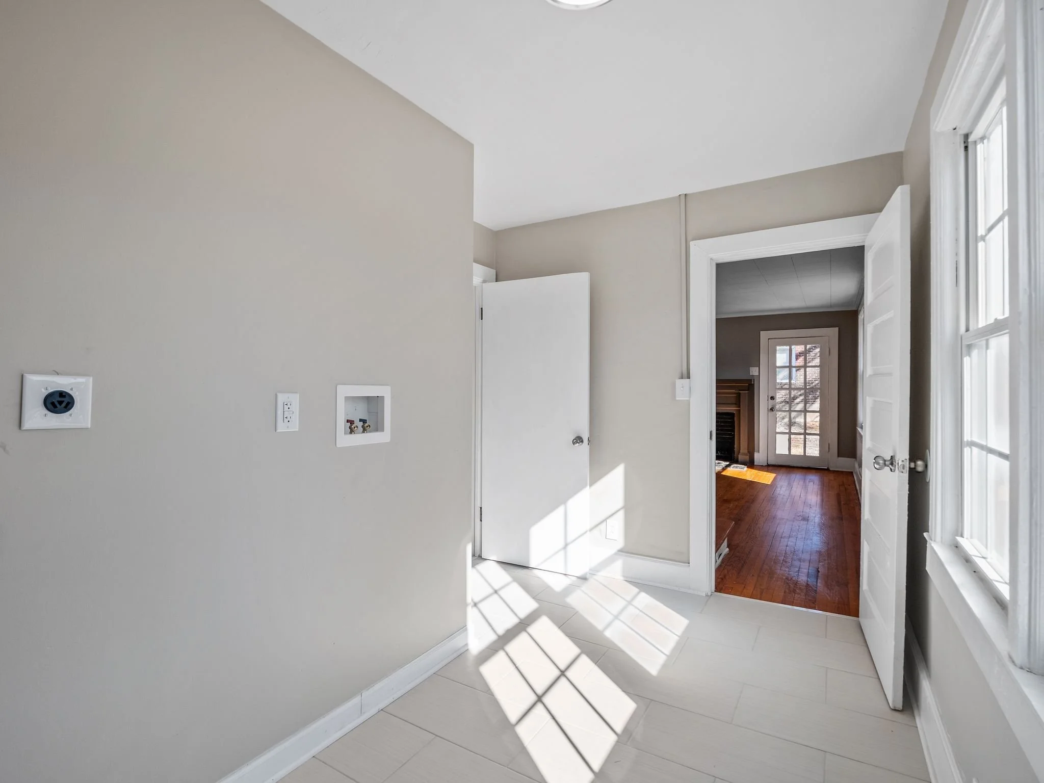 20-218 E John Redd Blvd-MFW Media.jpg