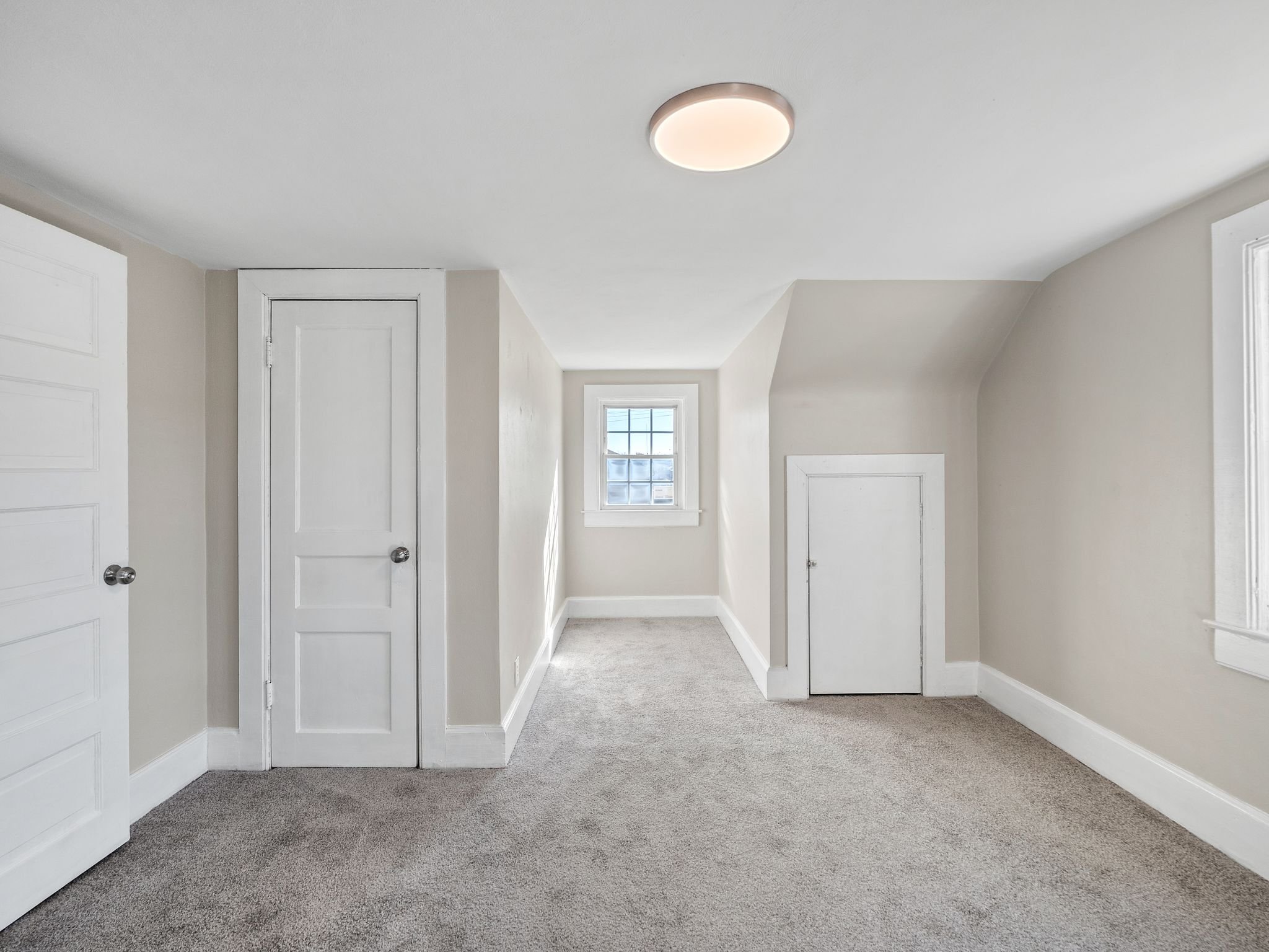 22-218 E John Redd Blvd-MFW Media.jpg