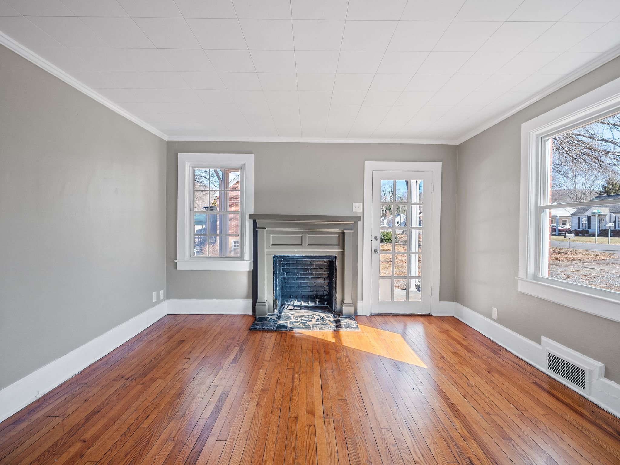 06-218 E John Redd Blvd-MFW Media.jpg