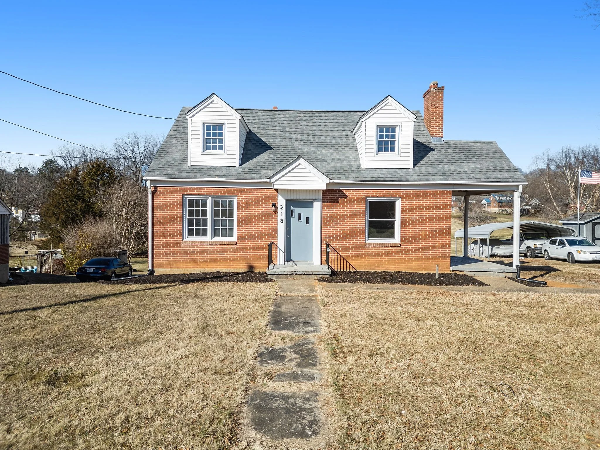 218 W John Redd Blvd - $195,000