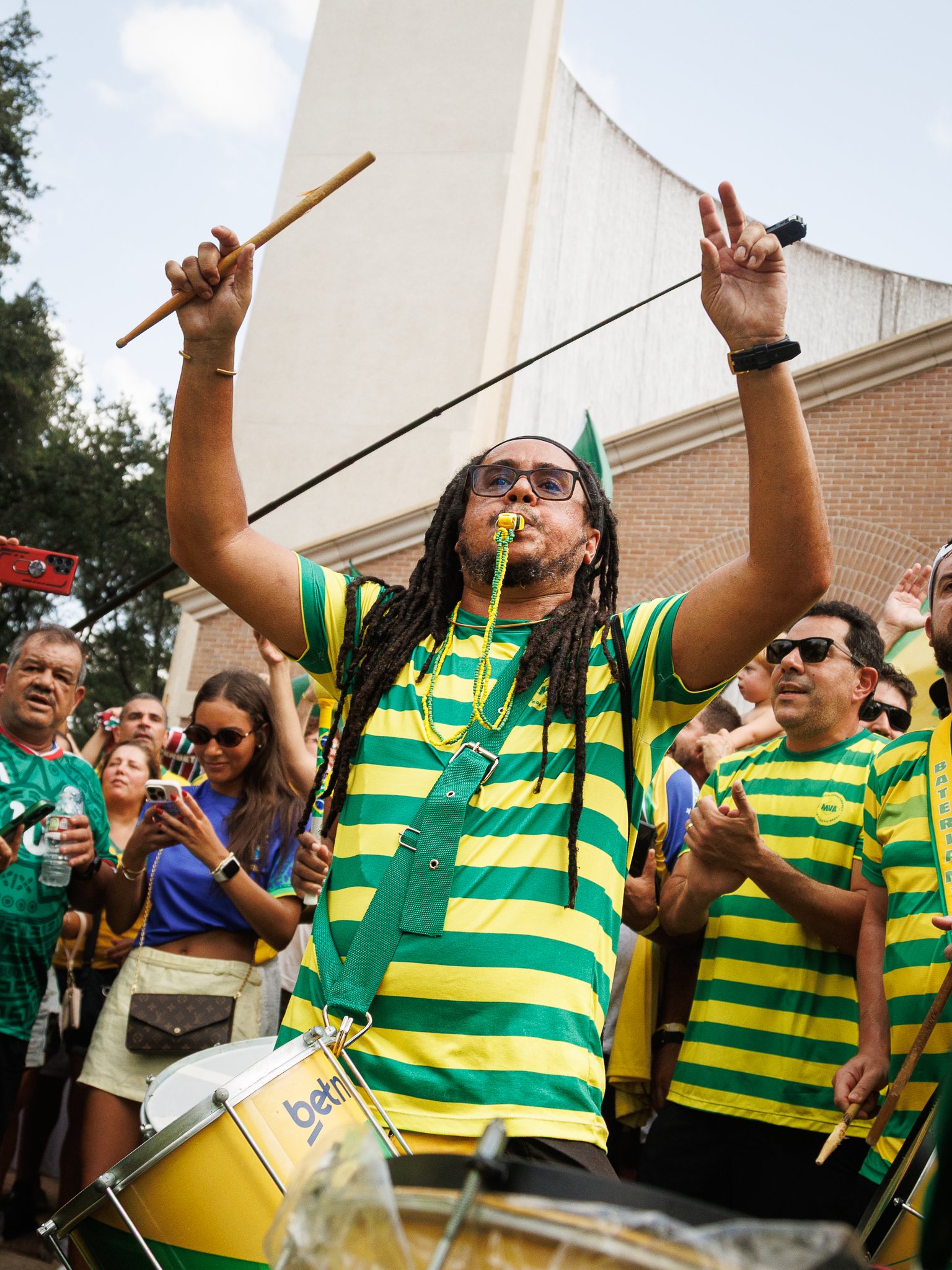 ALLYNADAMS_Brasil Fan Drums_1079-2.JPG