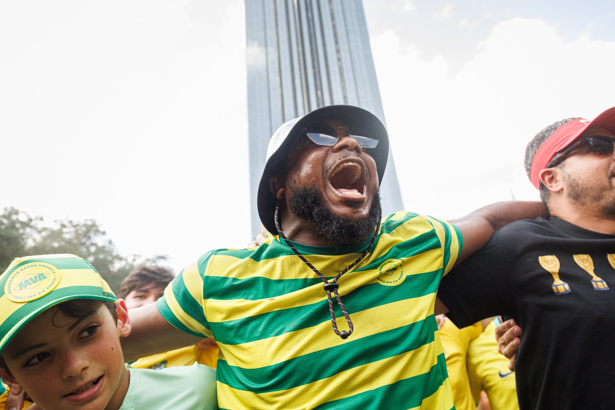 ALLYNADAMS_Brasil Fan Drums_1108-2.JPG