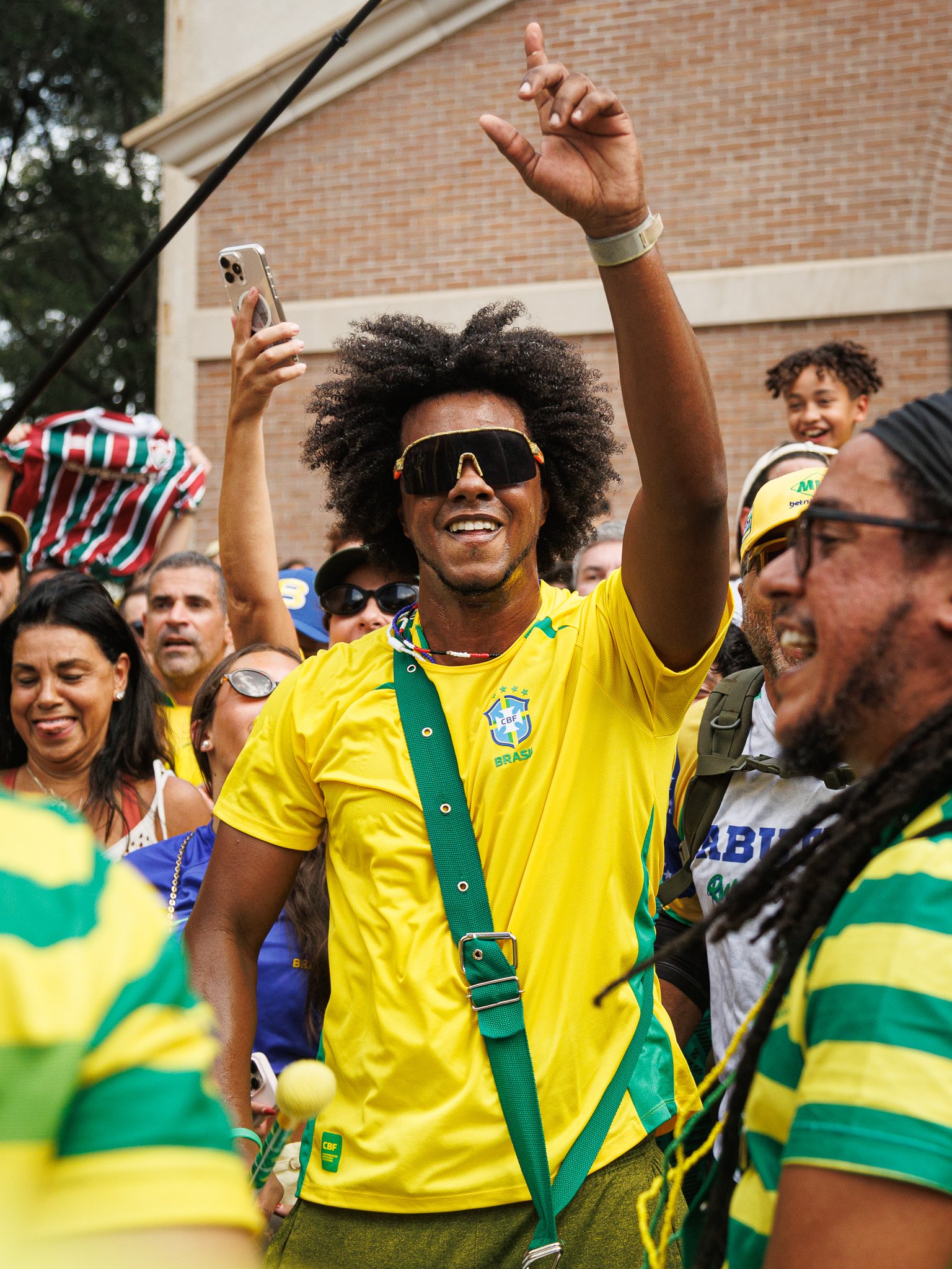 ALLYNADAMS_Brasil Fan Drums_1054-2.JPG