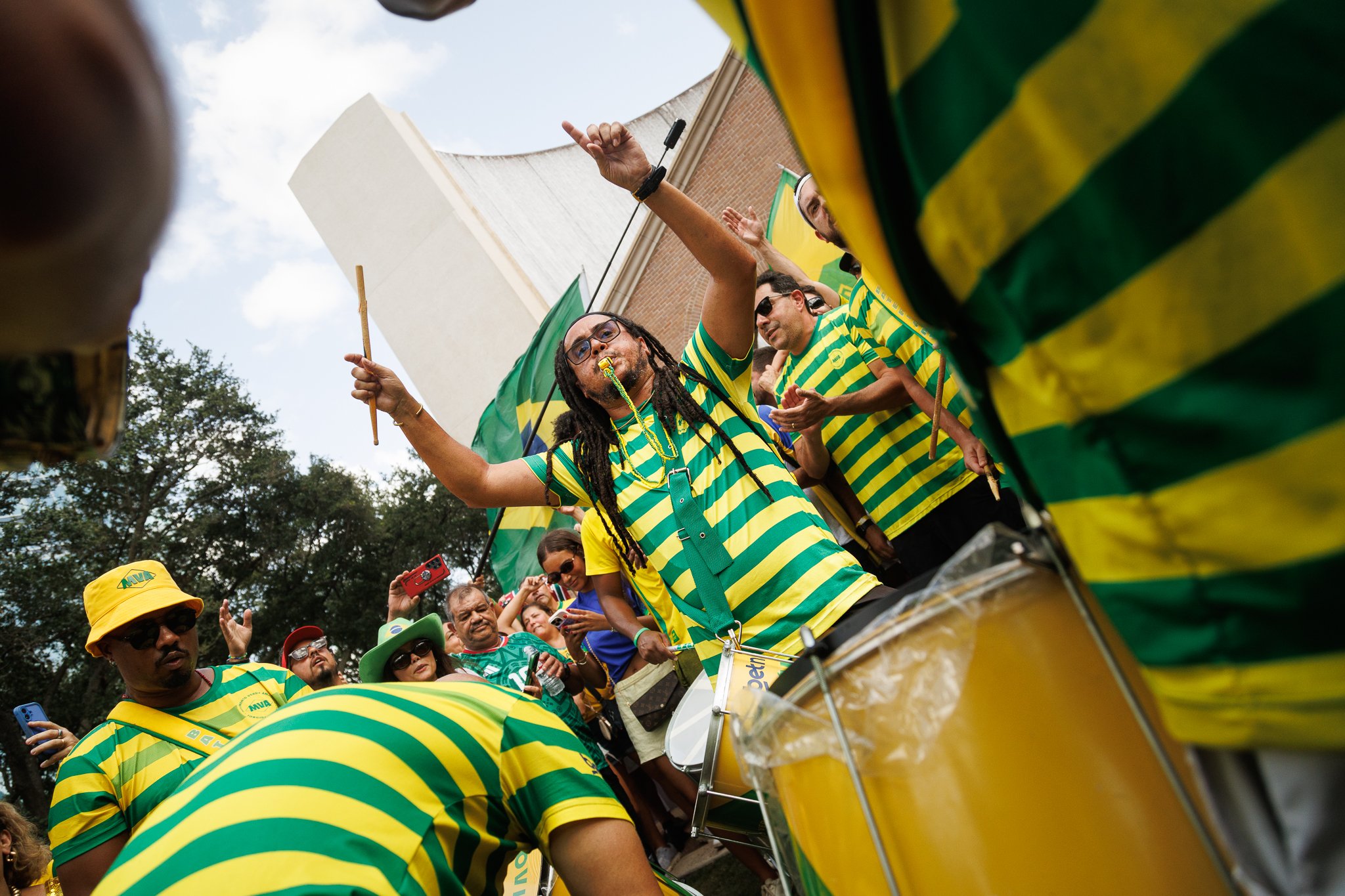 ALLYNADAMS_Brasil Fan Drums_1076-2.JPG
