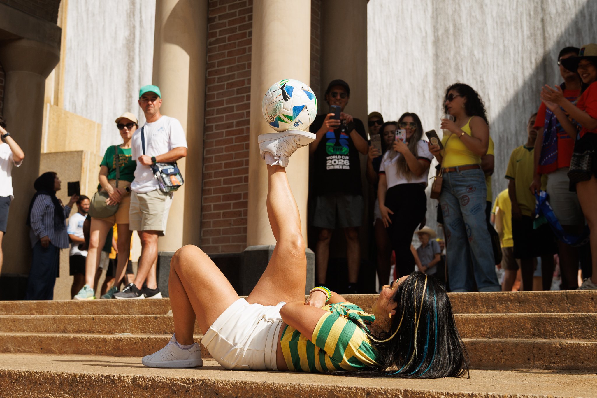 ALLYNADAMS_Brasil Fan Drums_1490-2.JPG