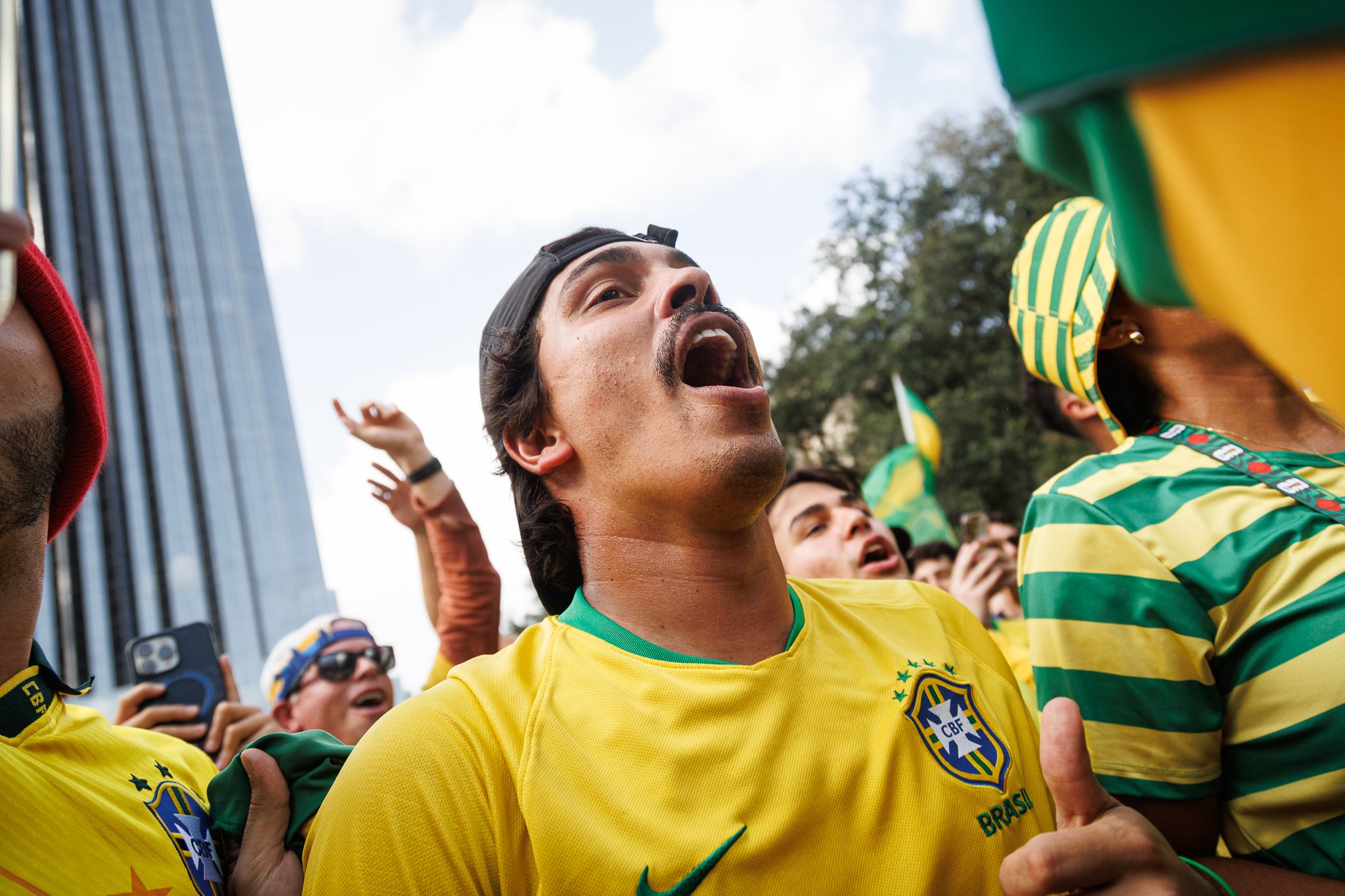 ALLYNADAMS_Brasil Fan Drums_1243-2.JPG