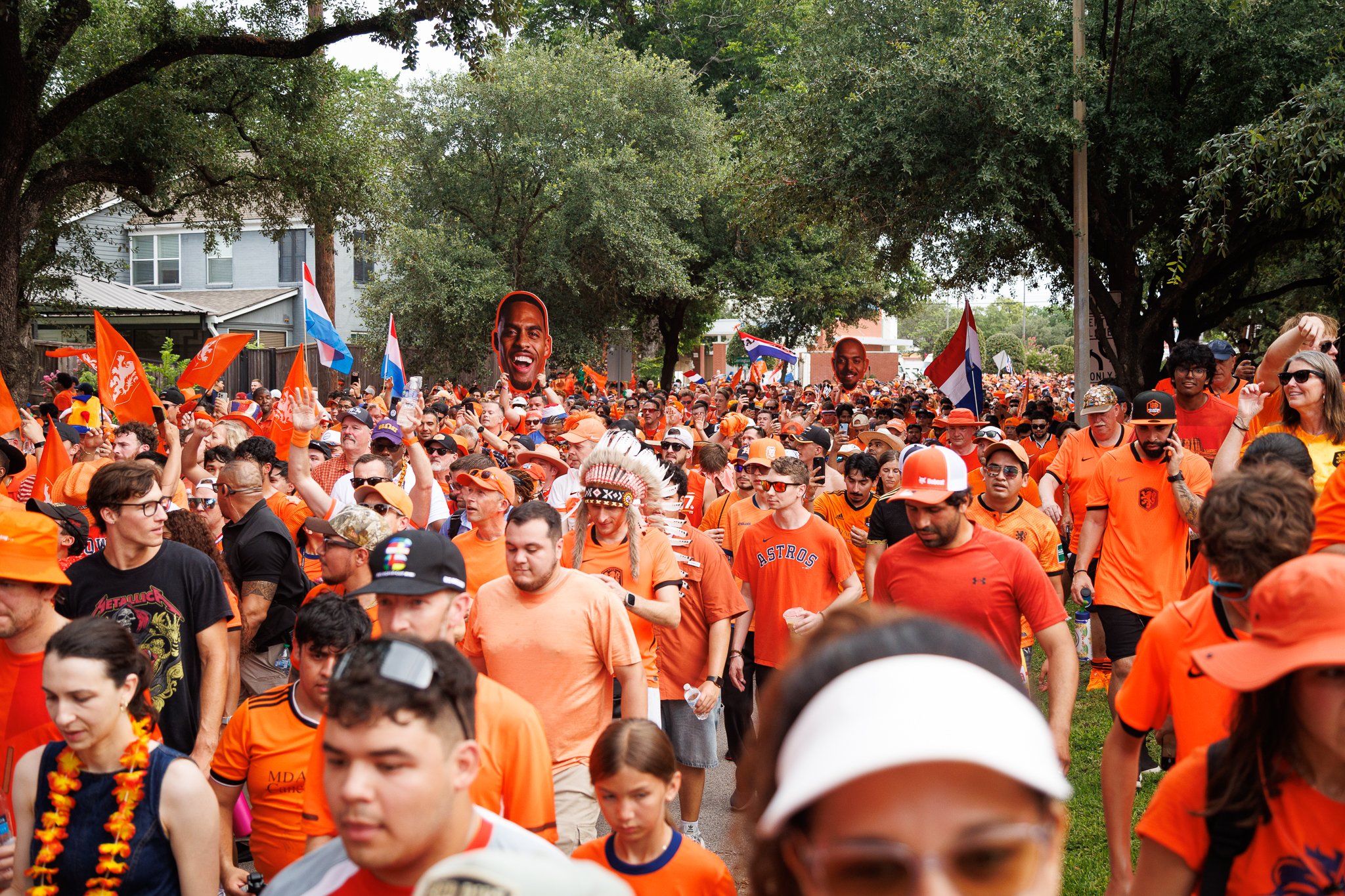 ALLYNADAMS_NED Oranje Fan Walk_0187.JPG
