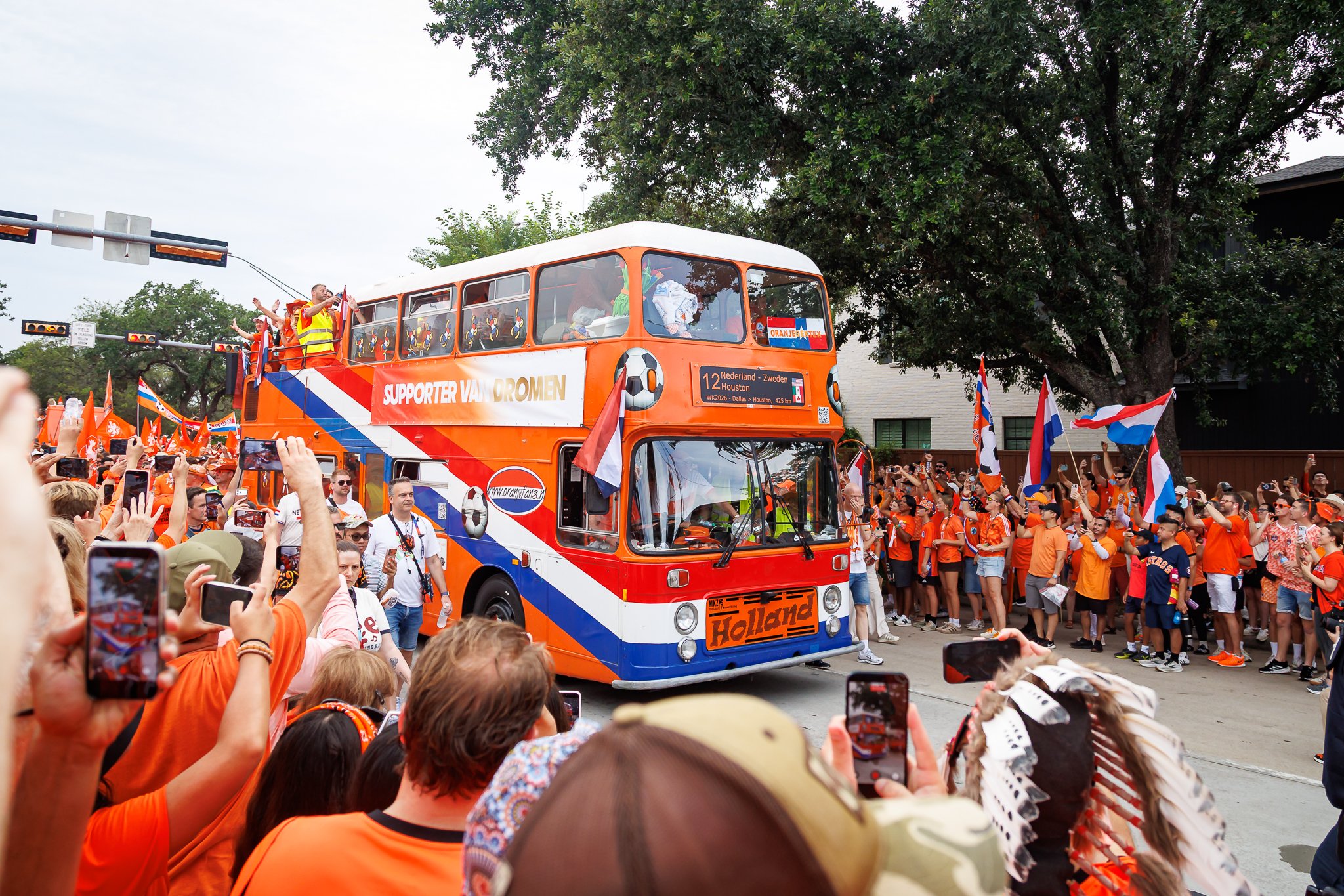 ALLYNADAMS_NED Oranje Fan Walk_0047.JPG