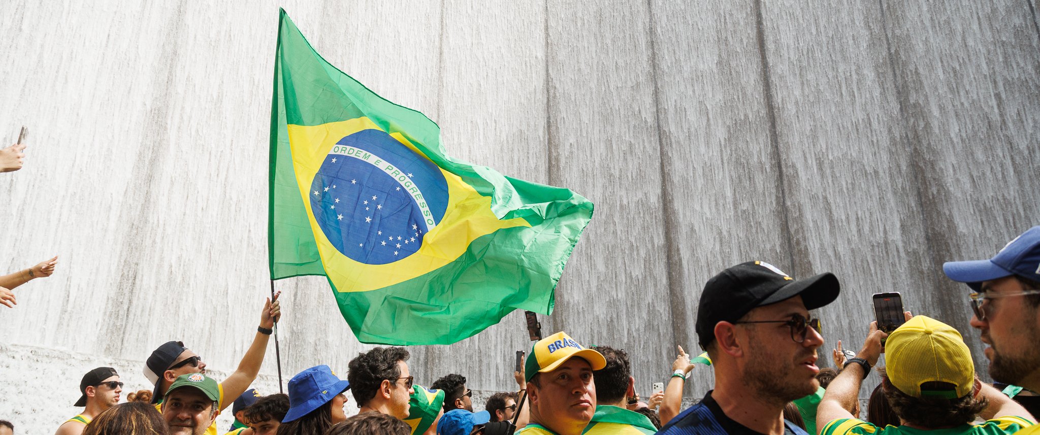 ALLYNADAMS_Brasil Fan Drums_0785-2.JPG
