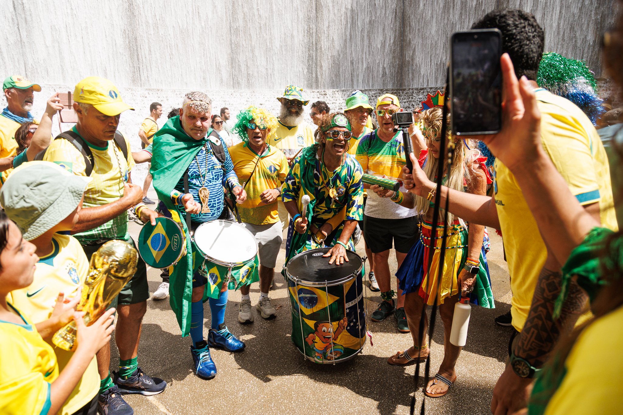 ALLYNADAMS_Brasil Fan Drums_0422-2.JPG