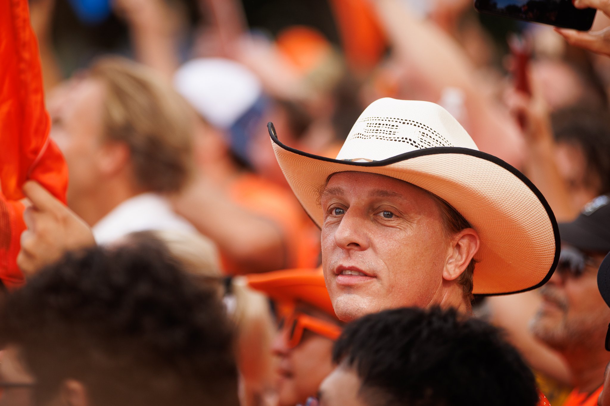 ALLYNADAMS_NED Oranje Fan Walk_0967.JPG