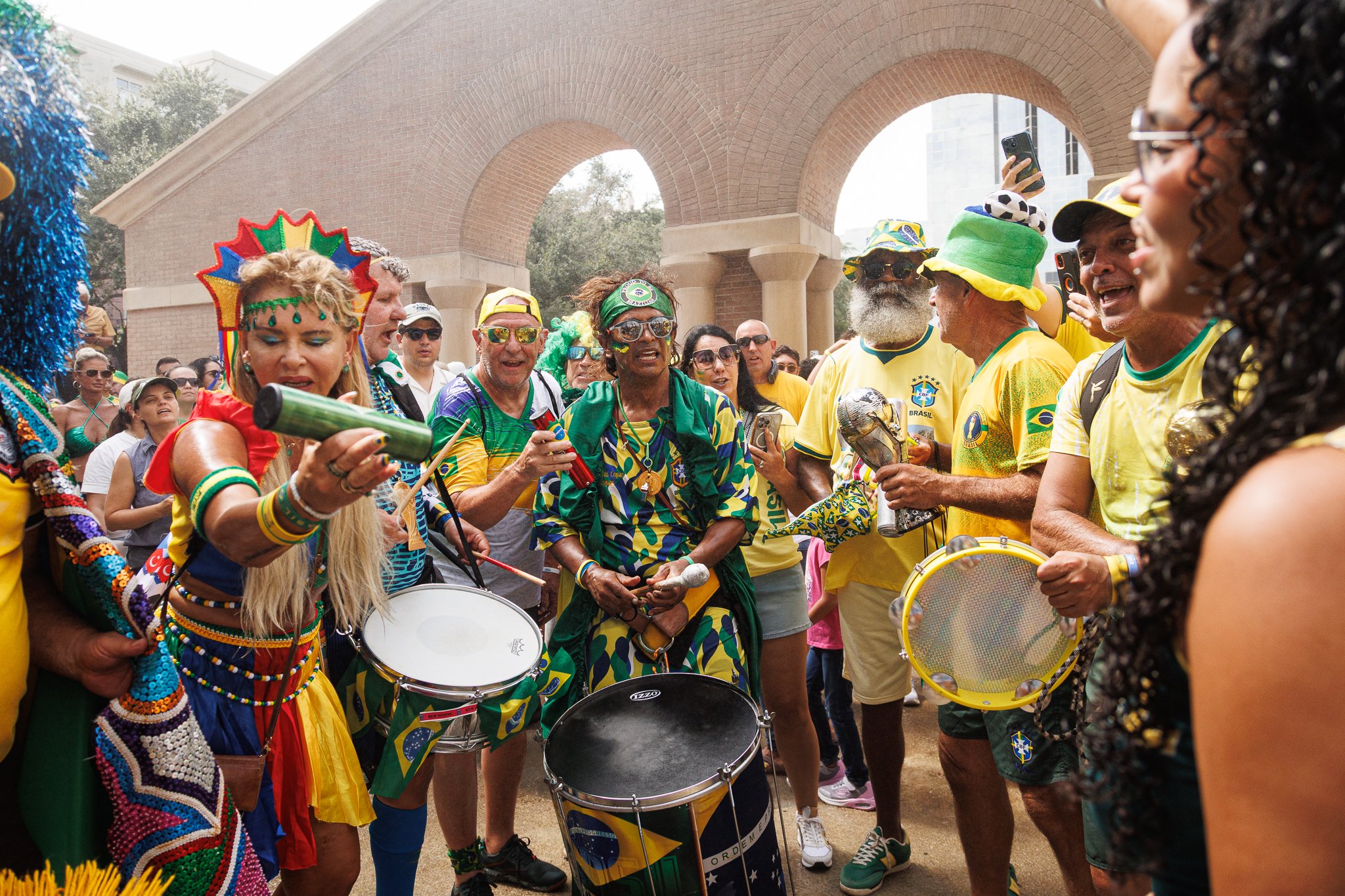 ALLYNADAMS_Brasil Fan Drums_0540-2.JPG