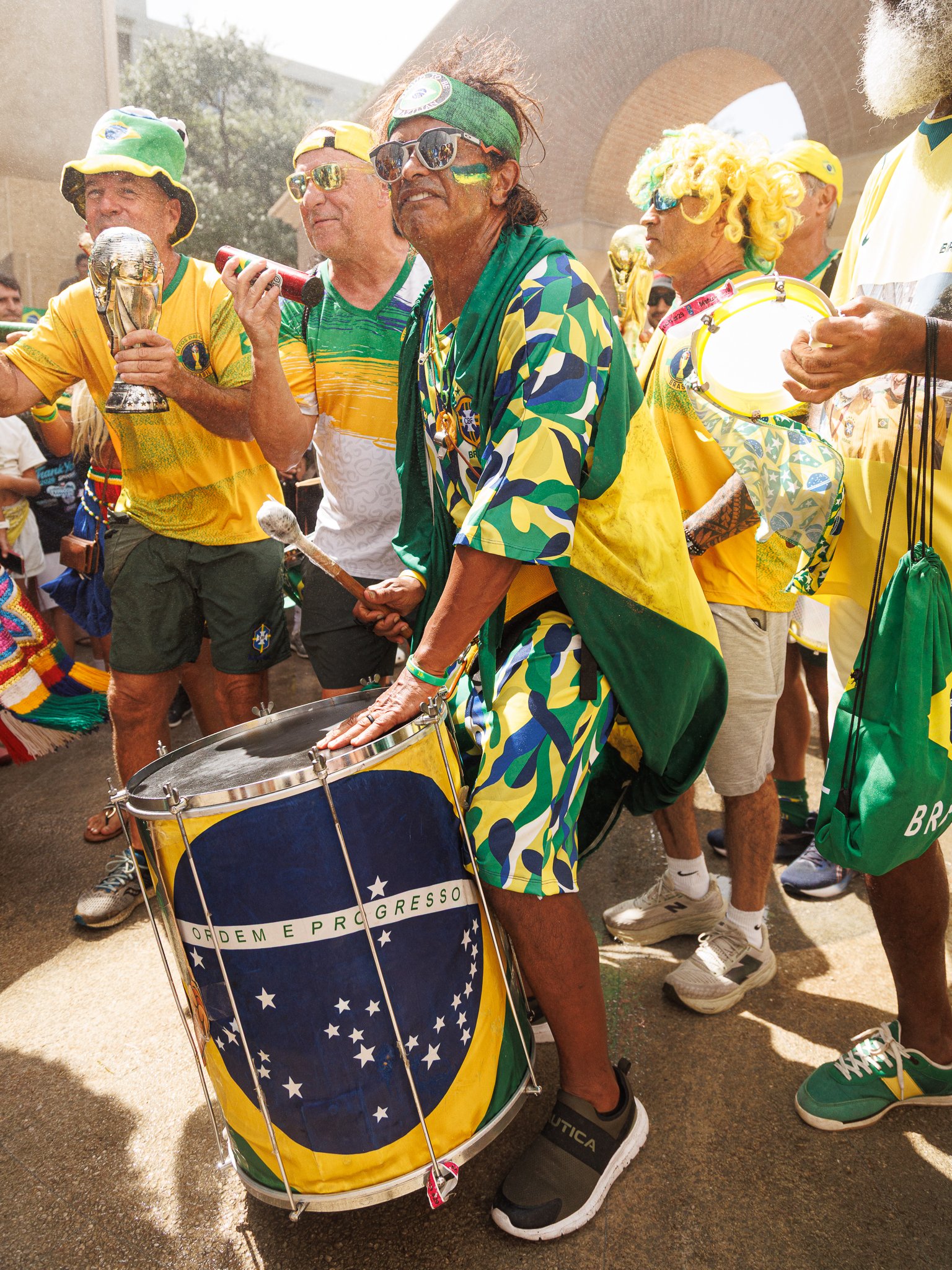 ALLYNADAMS_Brasil Fan Drums_0516-3.JPG
