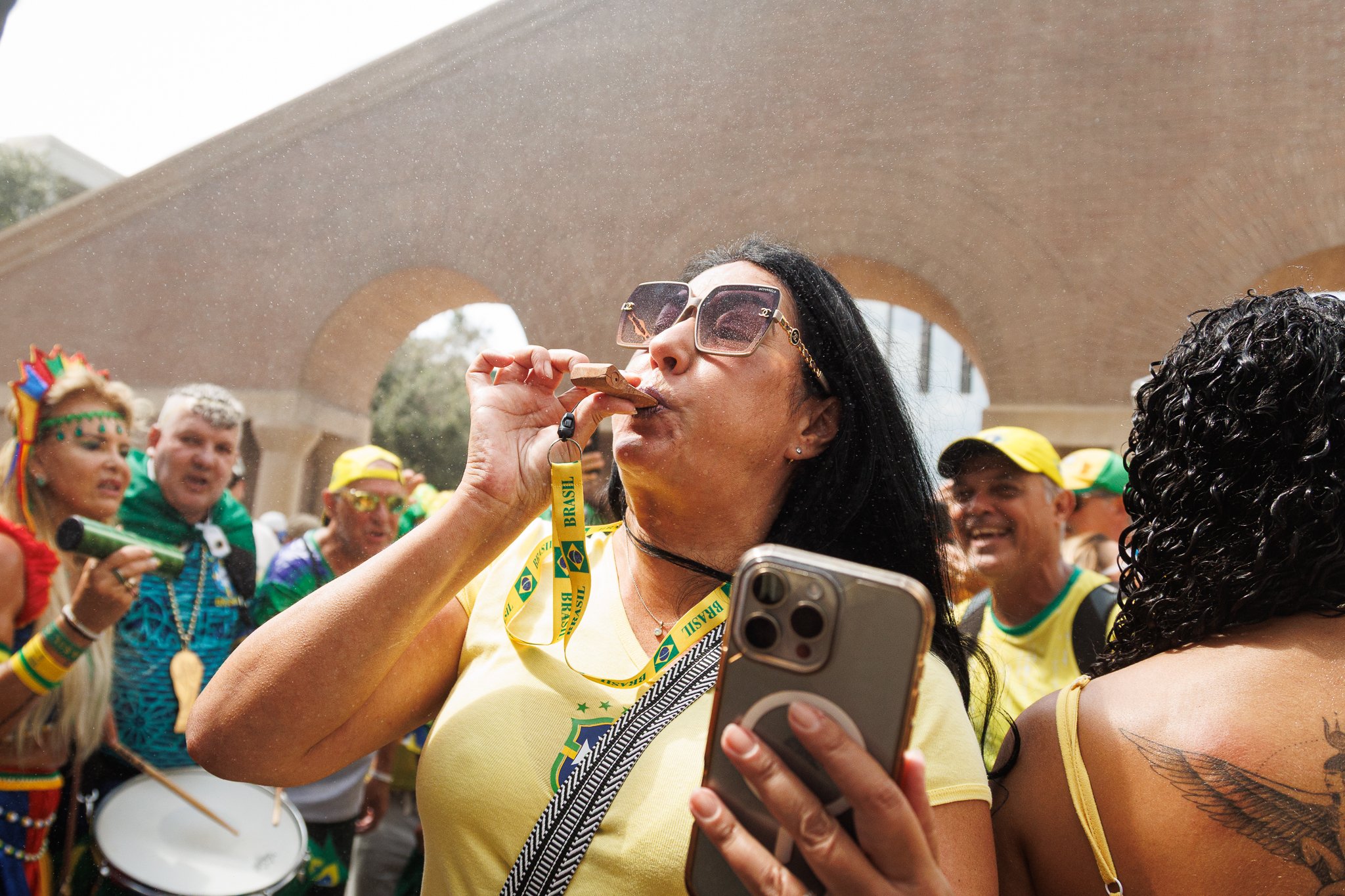 ALLYNADAMS_Brasil Fan Drums_0558-2.JPG