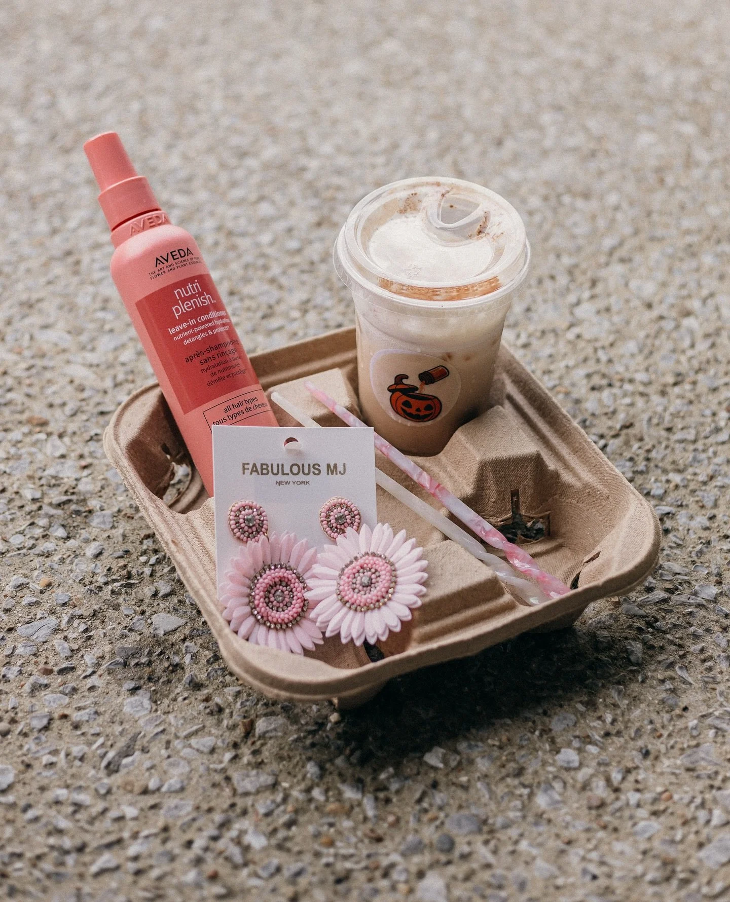 Accessories, caffeine, and self-care - the perfect trio!

Boutique + Headspa days just hit different 😬 &amp;&amp; you can step next door to get your favorite lattes @romeorecordsandcafe