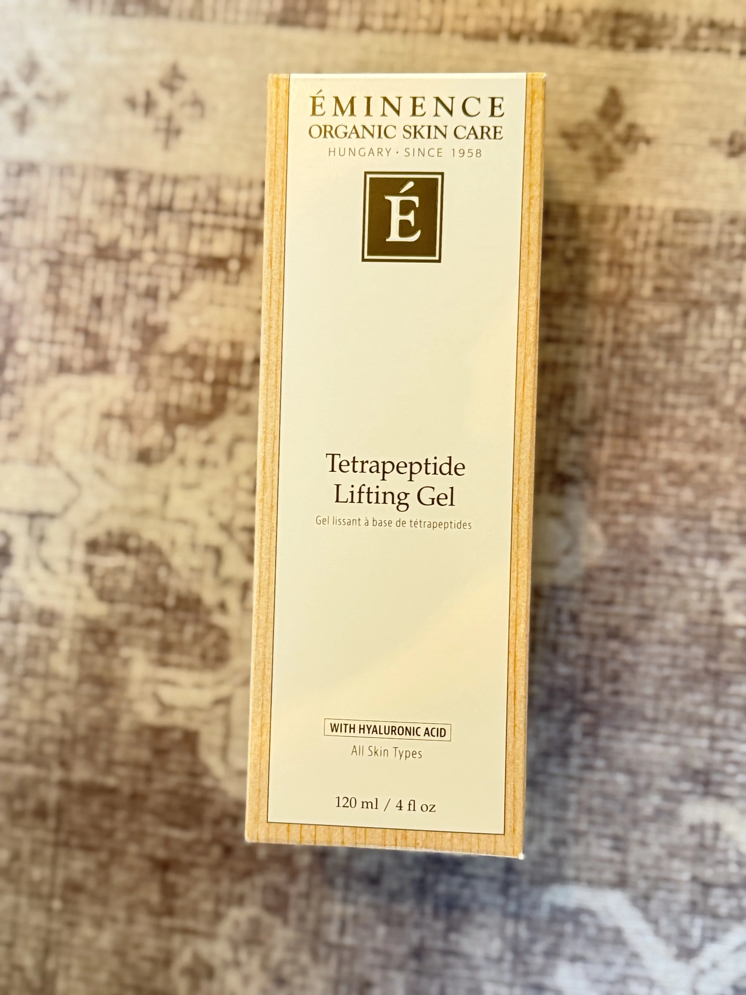 Tetrapeptide Lifting Gel