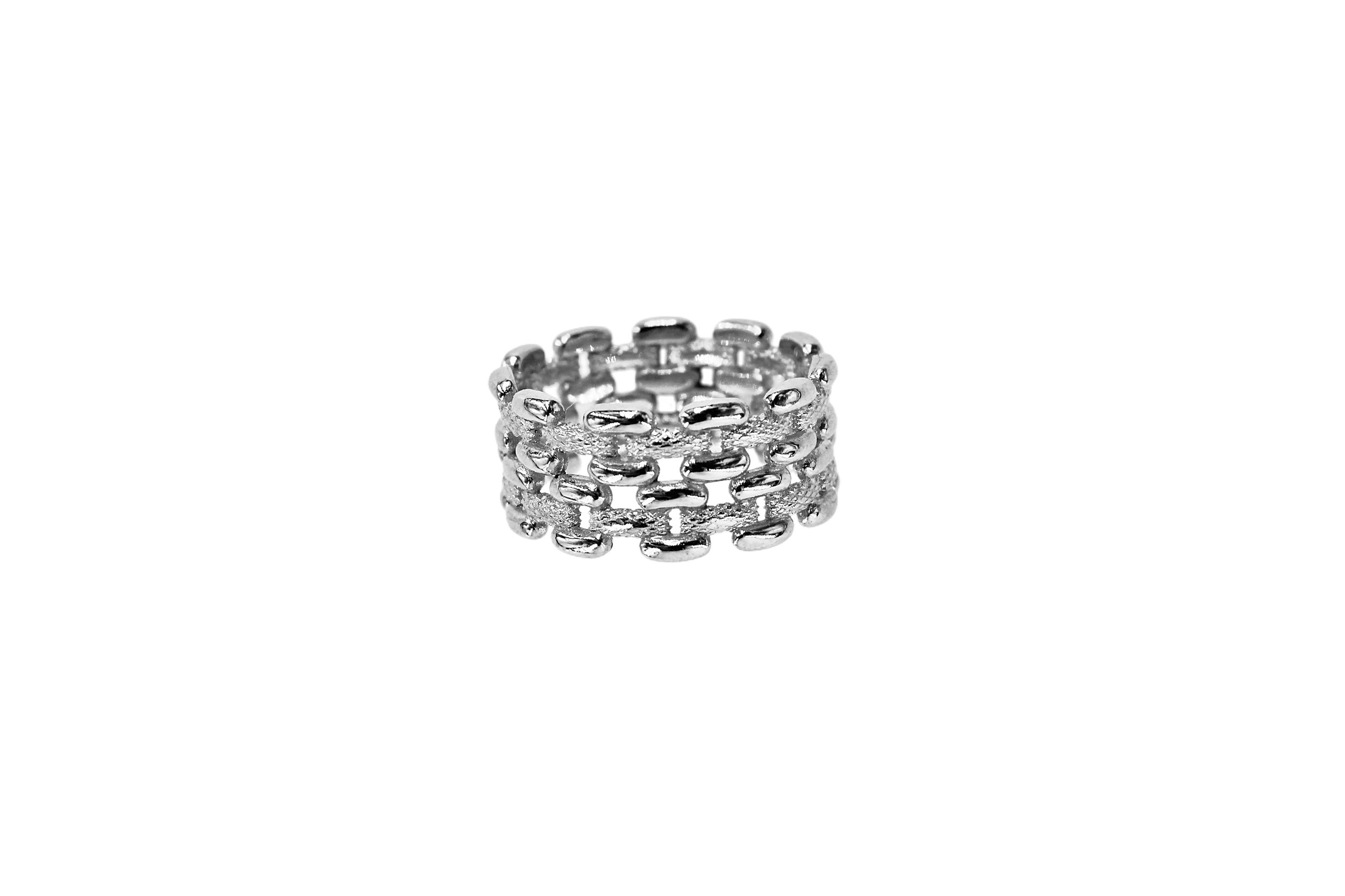 thick ring.jpeg