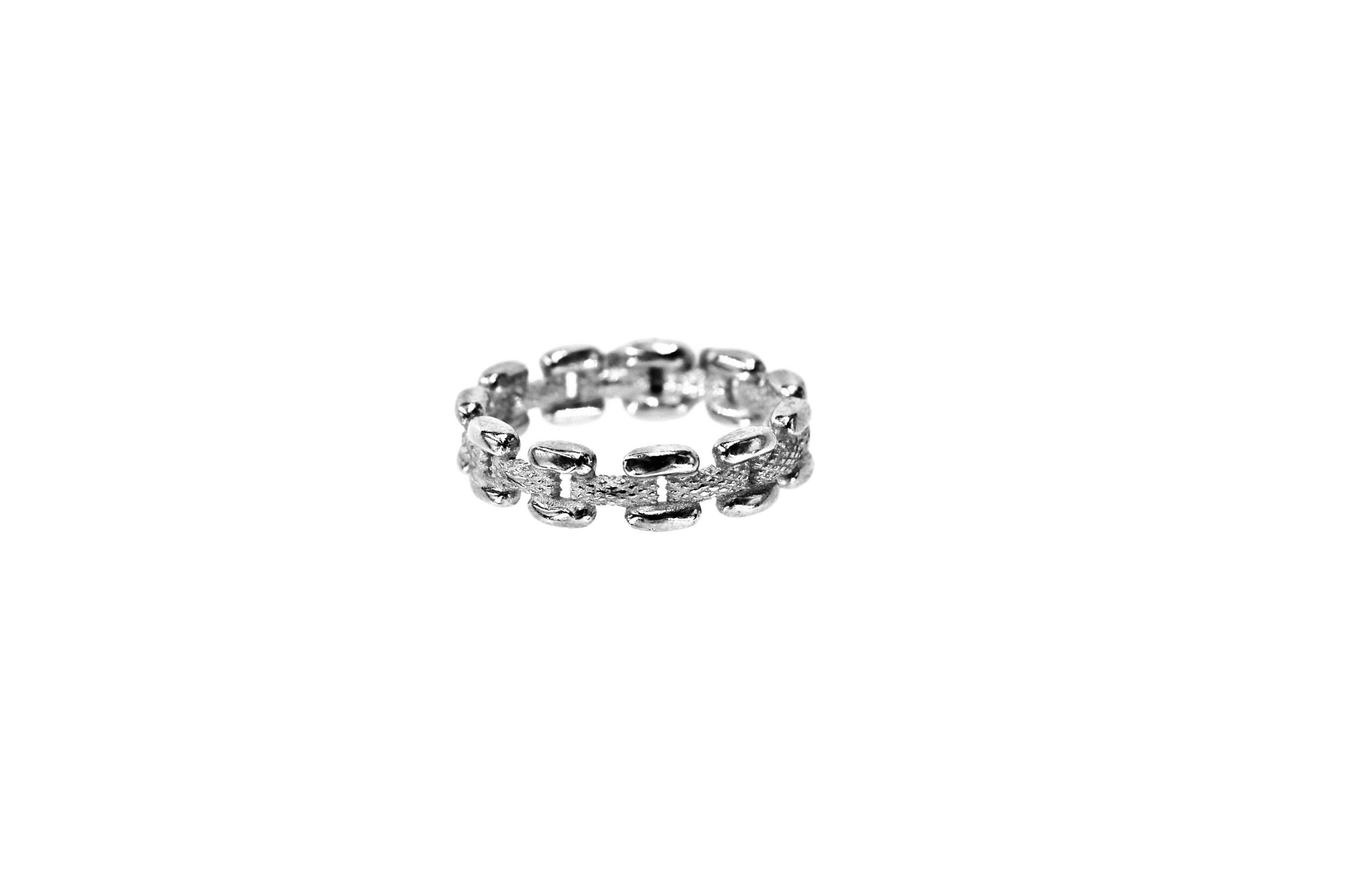 thin ring 2.jpeg