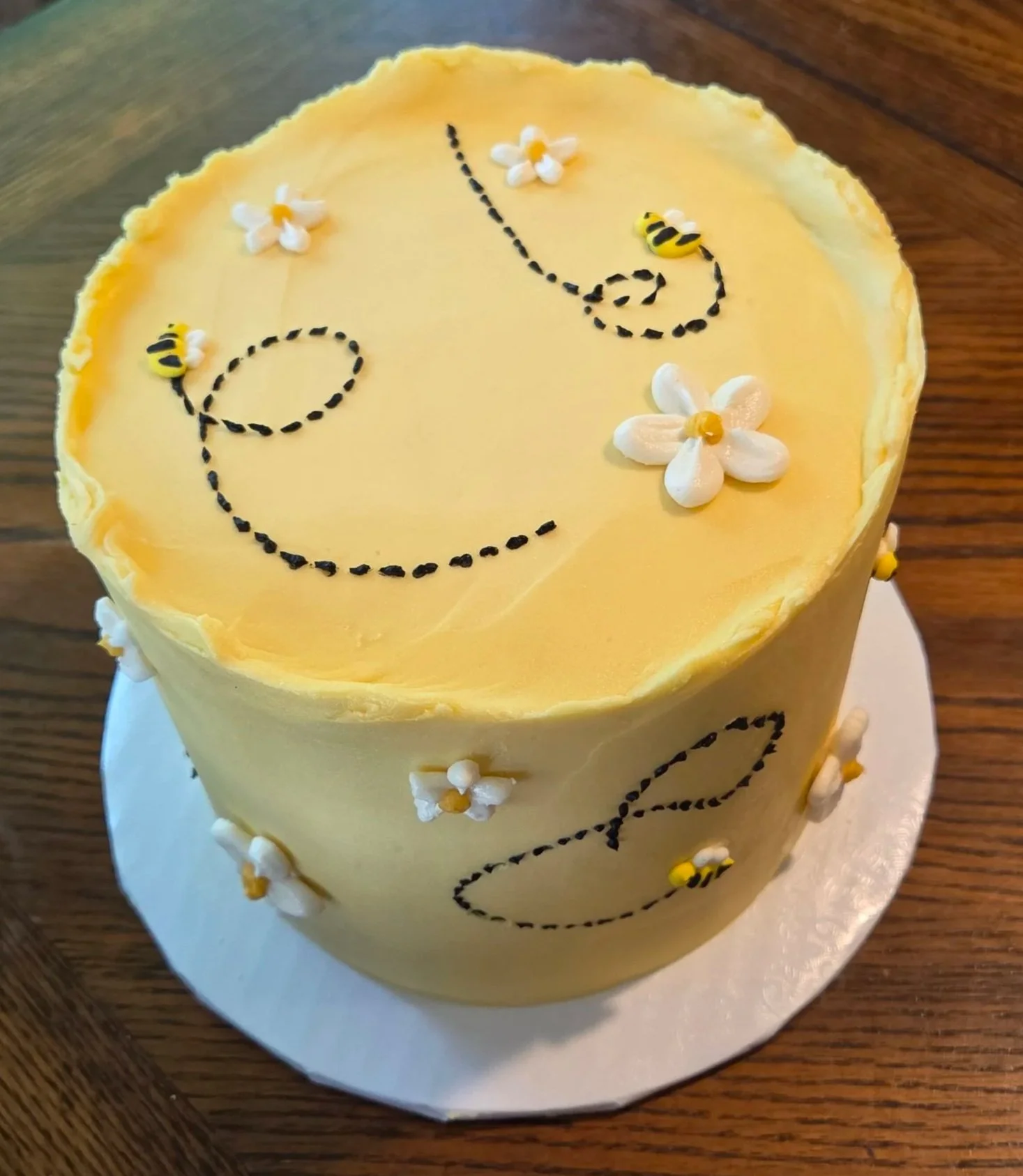 Busy Bee Birthday Cake