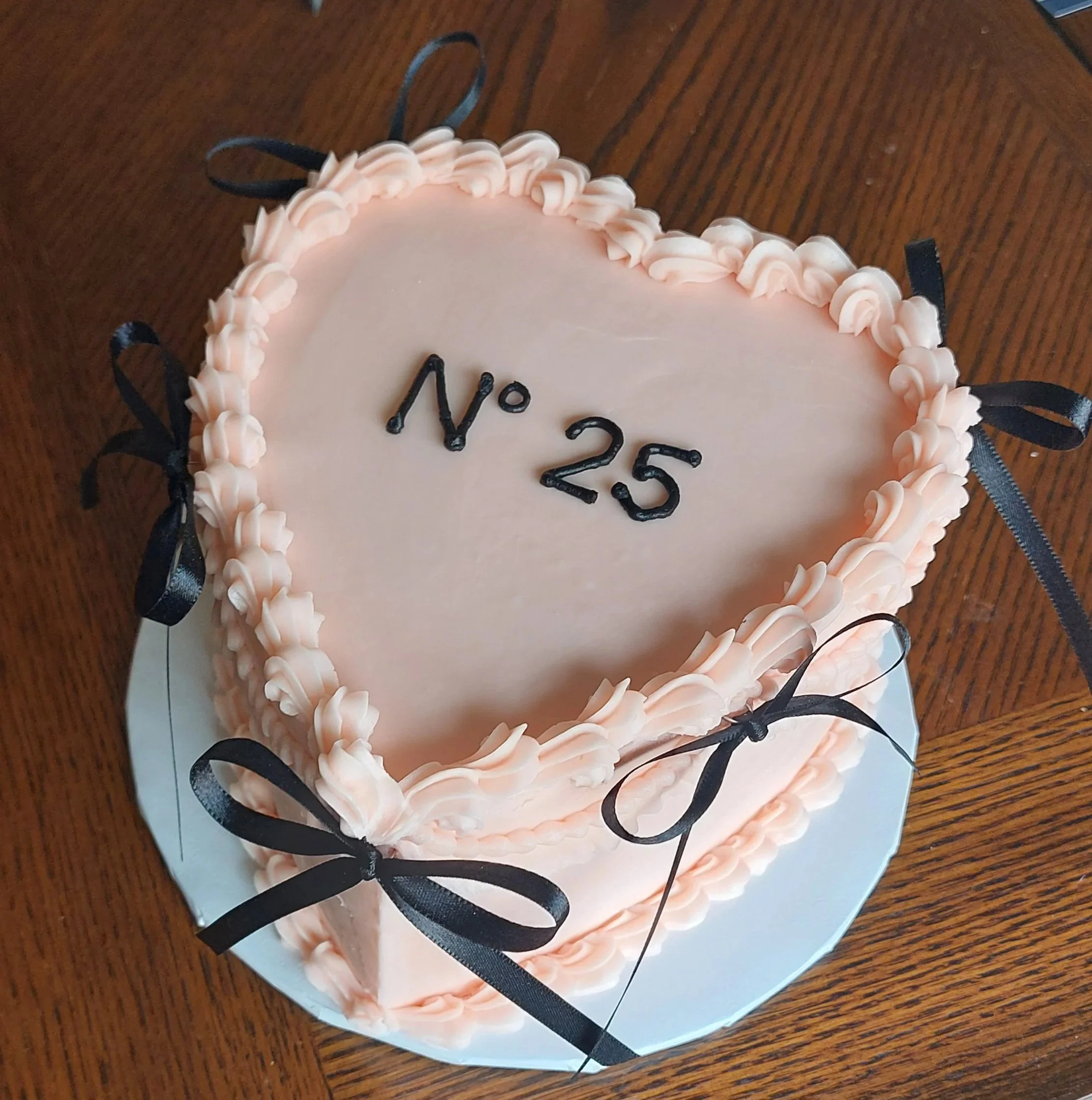 Vintage heart cake pink