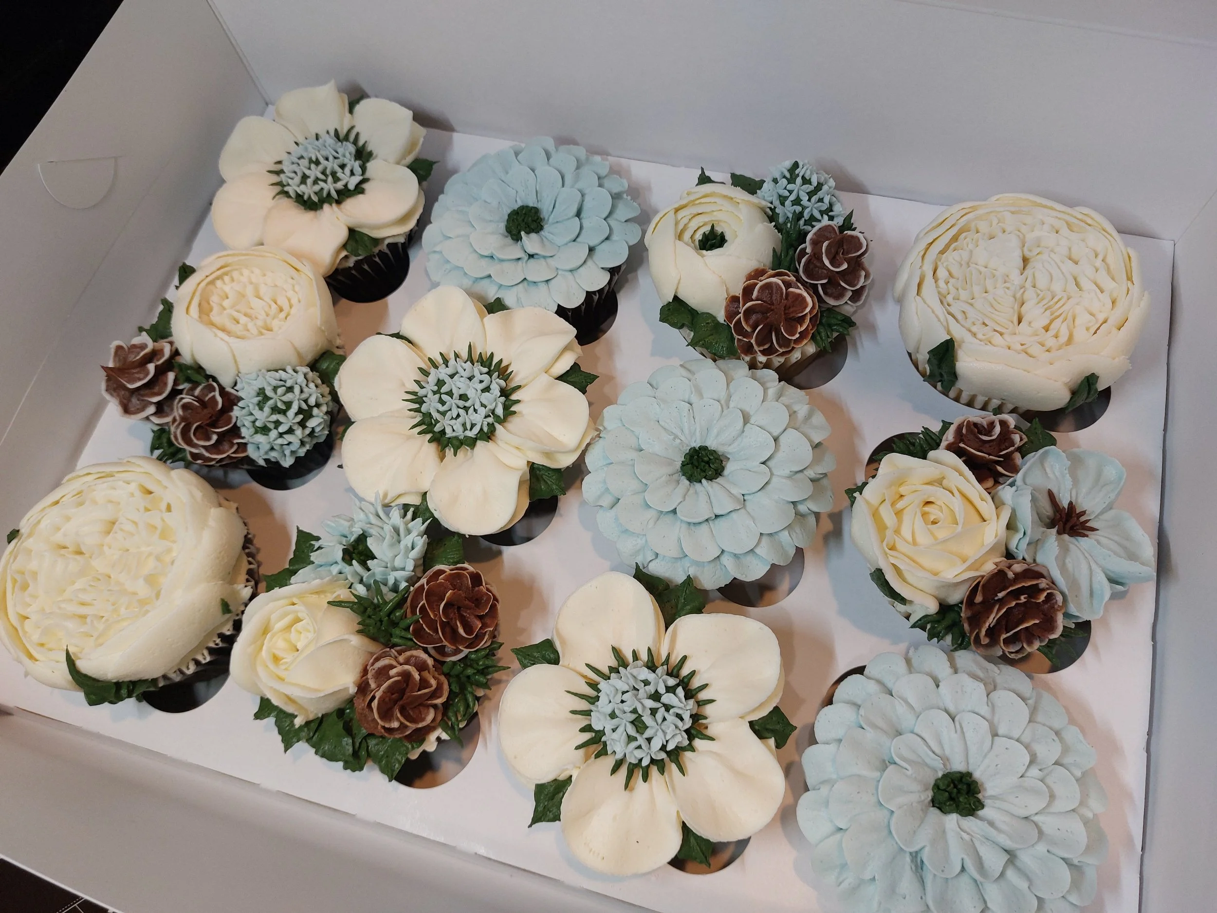 winter theme pinecones