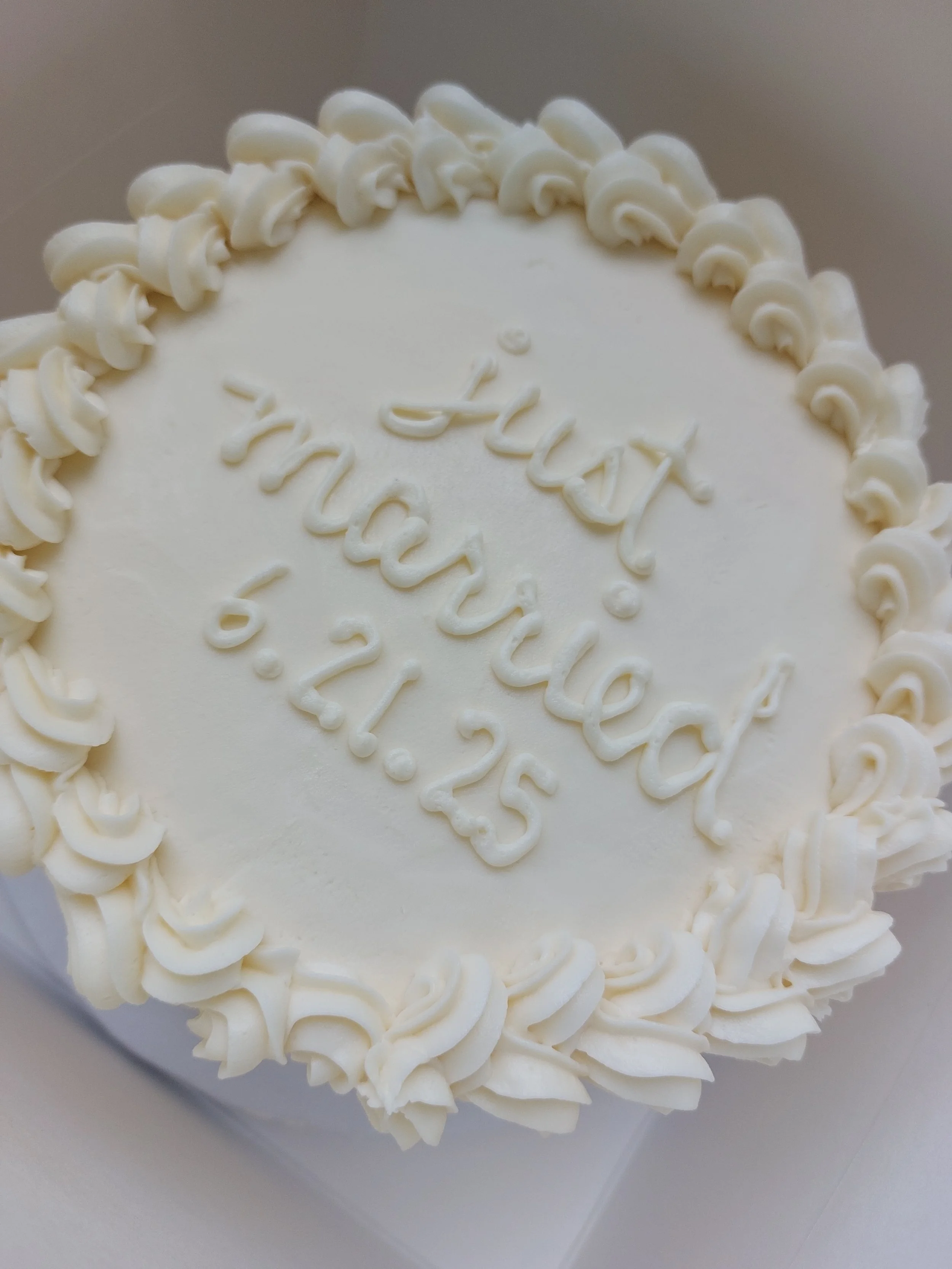 Just married cutting cake