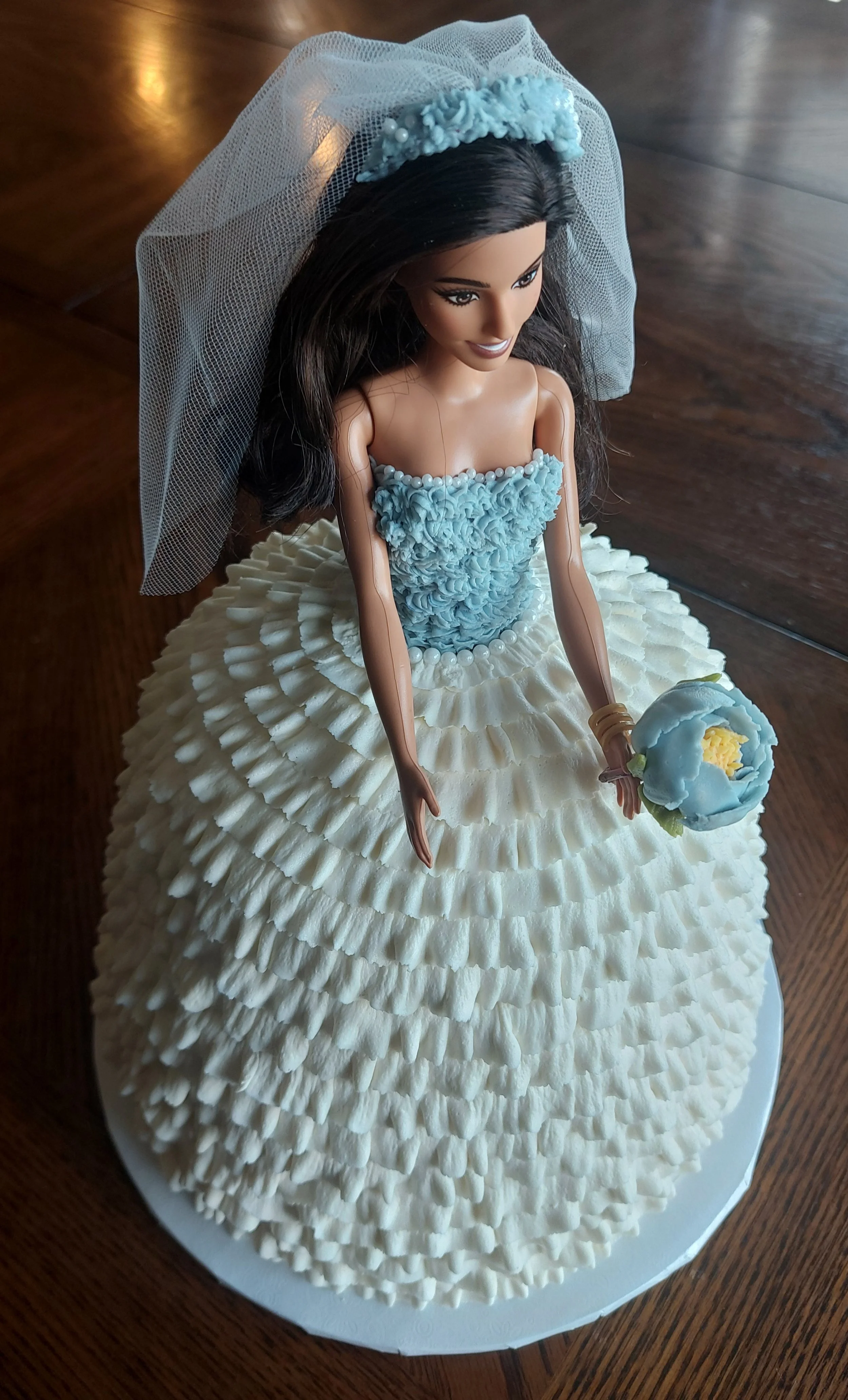 Barbie cake, big sky delivery, bozeman bakery