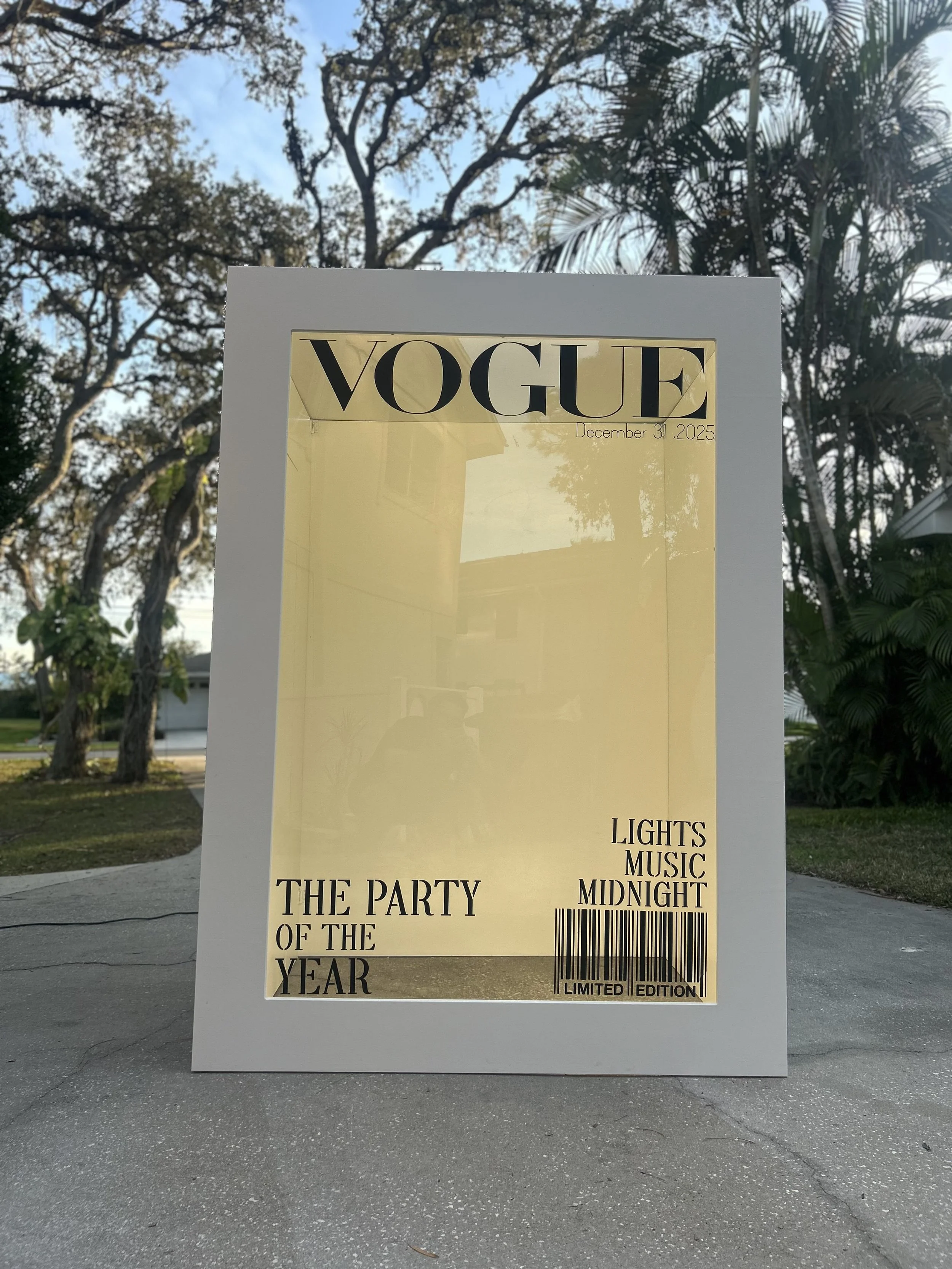 Magazine Box Photobooth