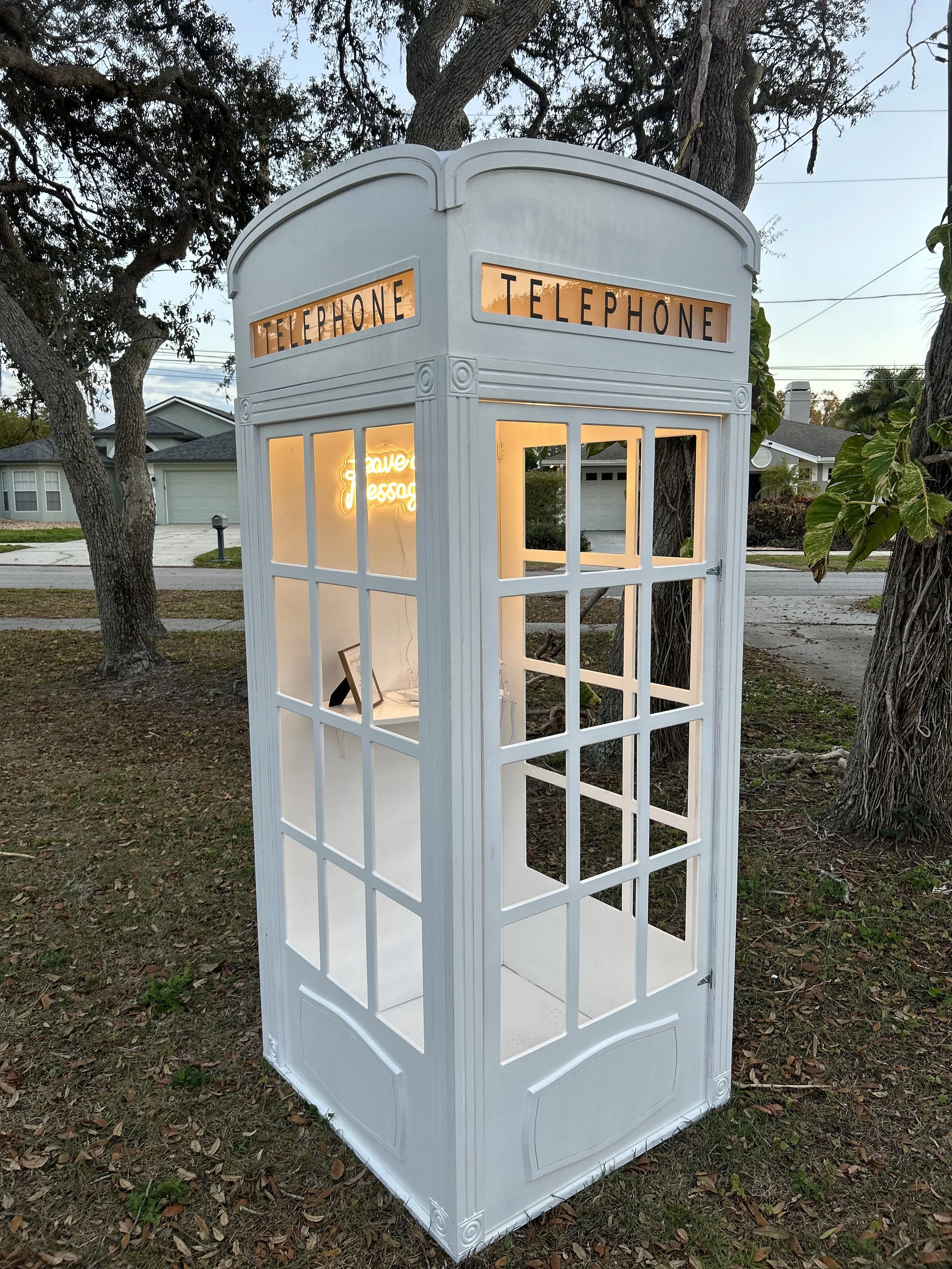 Vintage Phonebooth & Audio Guestbook Phone