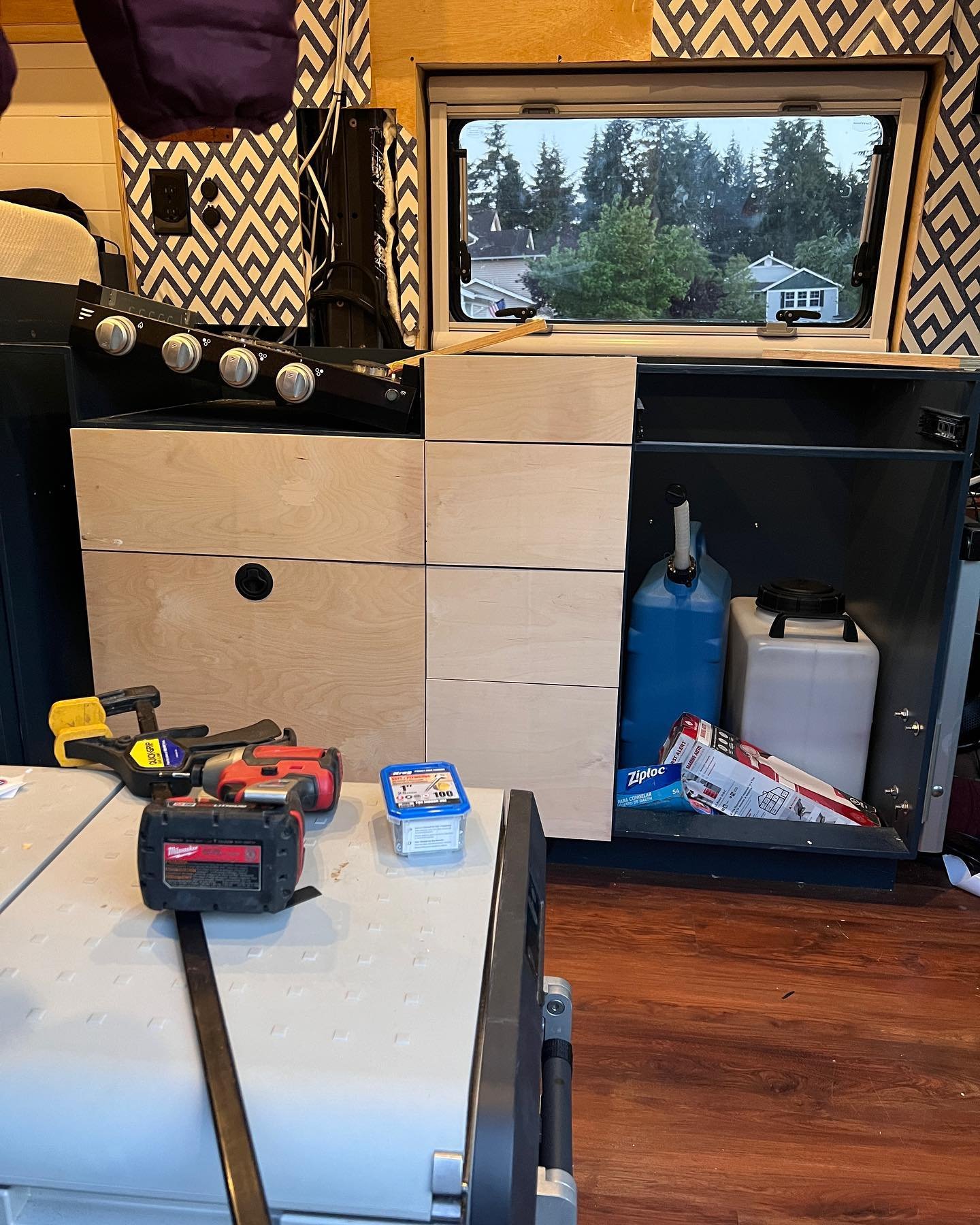 Tossed on some of the fronts finally. Lots of fine tuning to be done and latchws to be installed but the initial hurdle is over!

.
.
.
#ford #transit #vanconversion #vanlife #van #vanbuild&nbsp; #vanlifers #pnw #adventurevan #mtb #ski  #pnwonderland