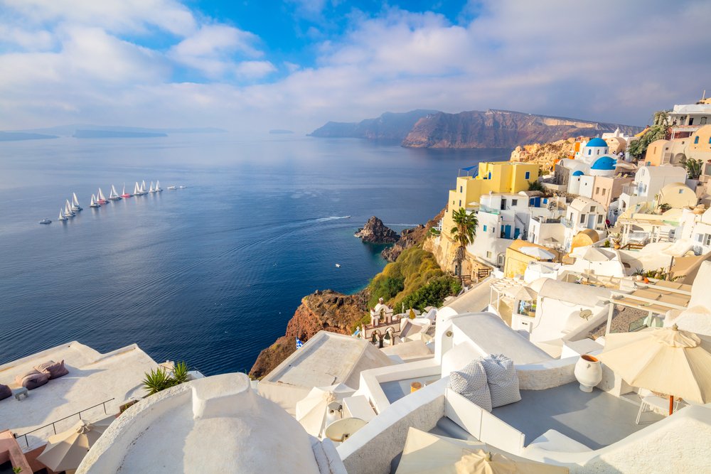 A Guide to Visiting Greece This Season